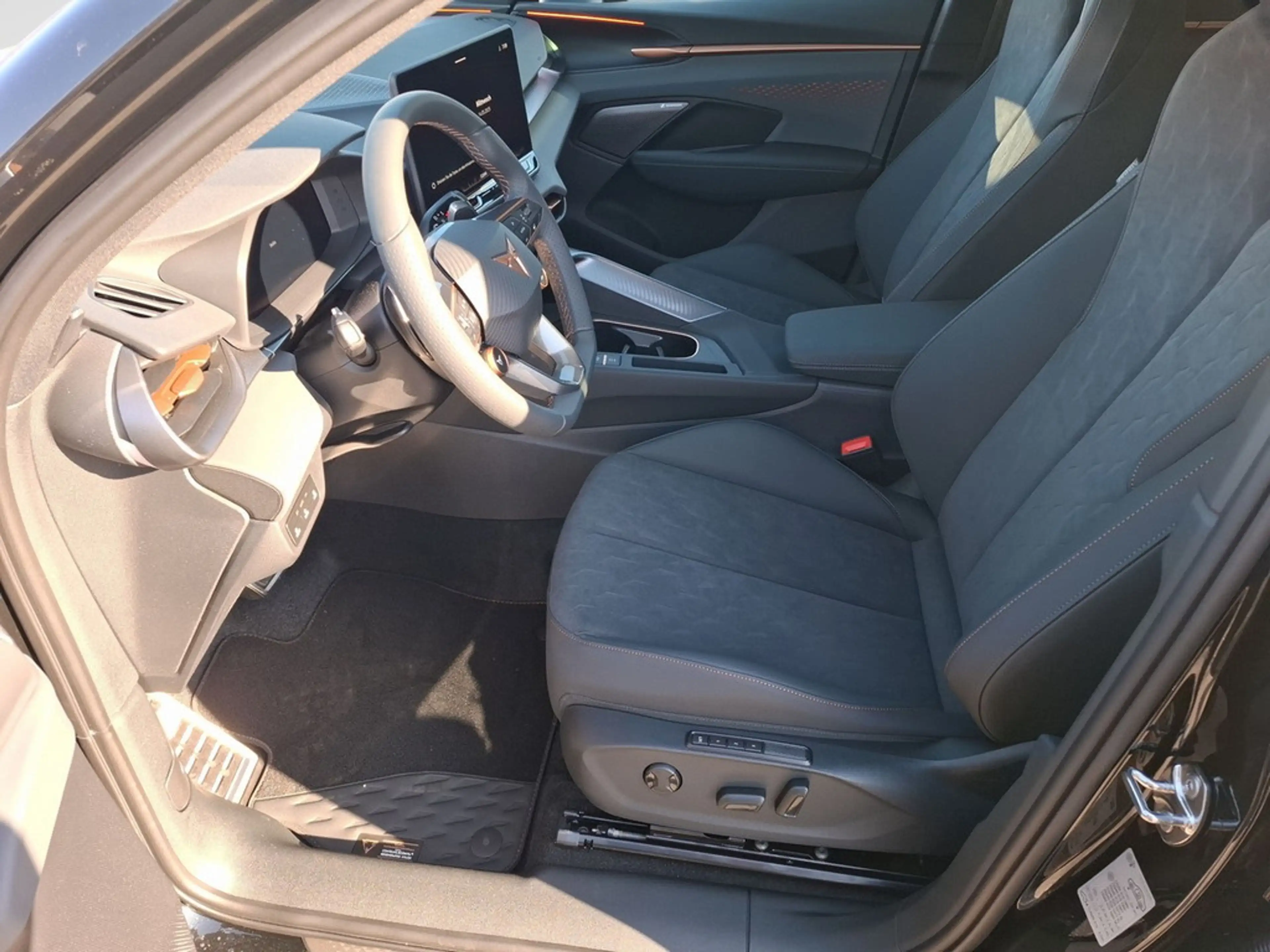 CUPRA Terramar 2.0 TSI DSG 4DRIVE VZ — photo 10