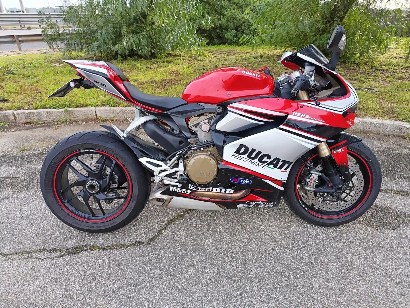 Ducati 1199 Panigale Червоний - 1