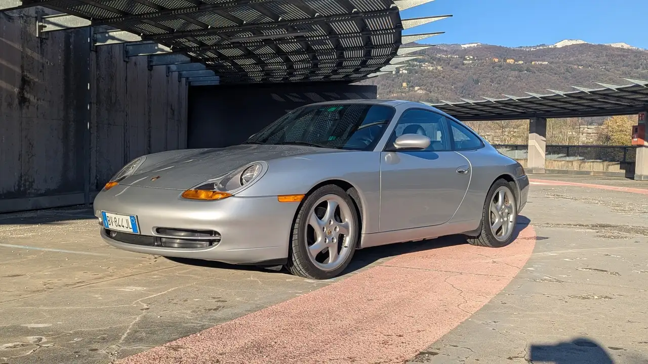 Porsche 911 Coupe 3.4 Carrera, foto 1