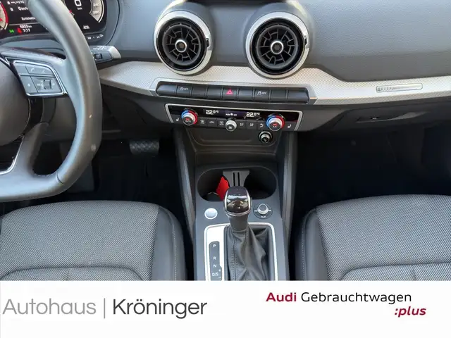 Audi Q2 view 14
