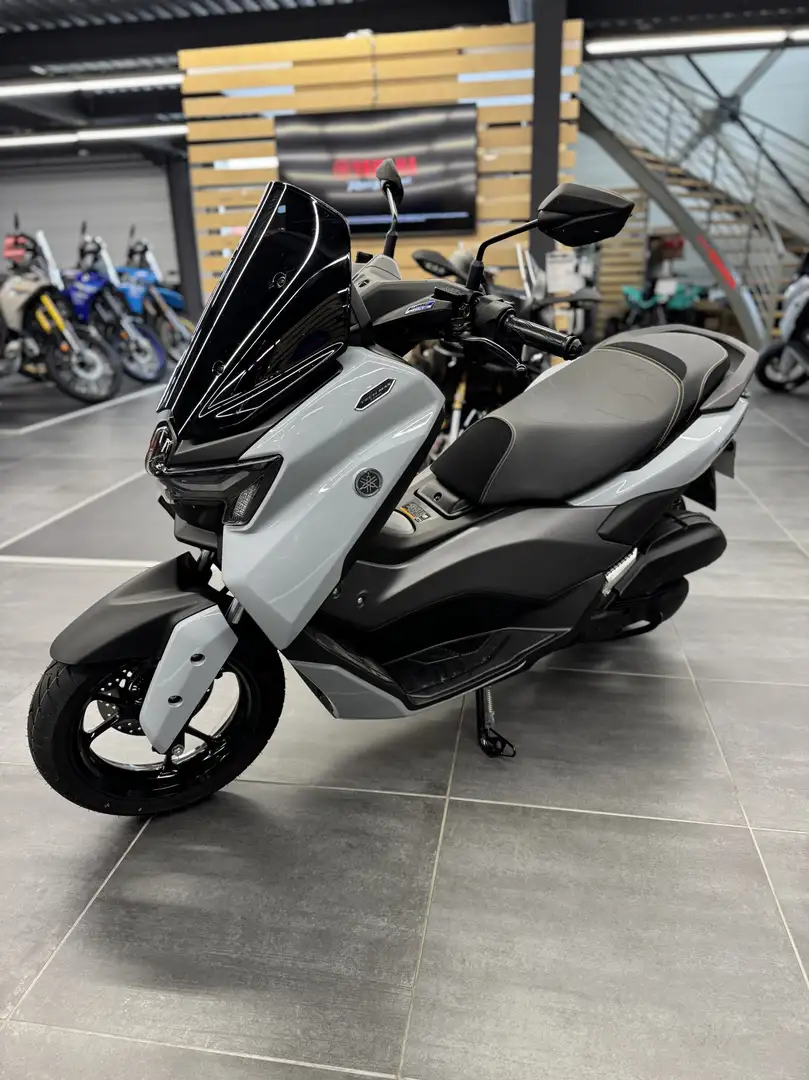 Yamaha NMAX Gri - 1