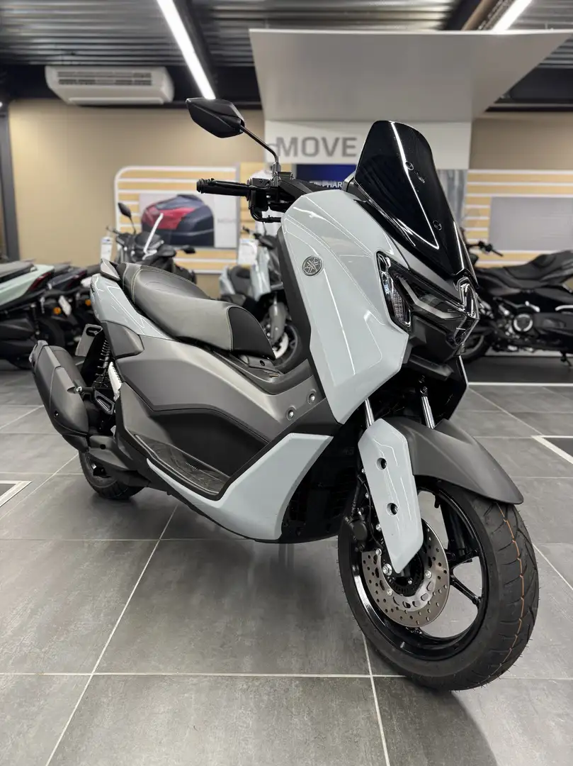 Yamaha NMAX Grijs - 2