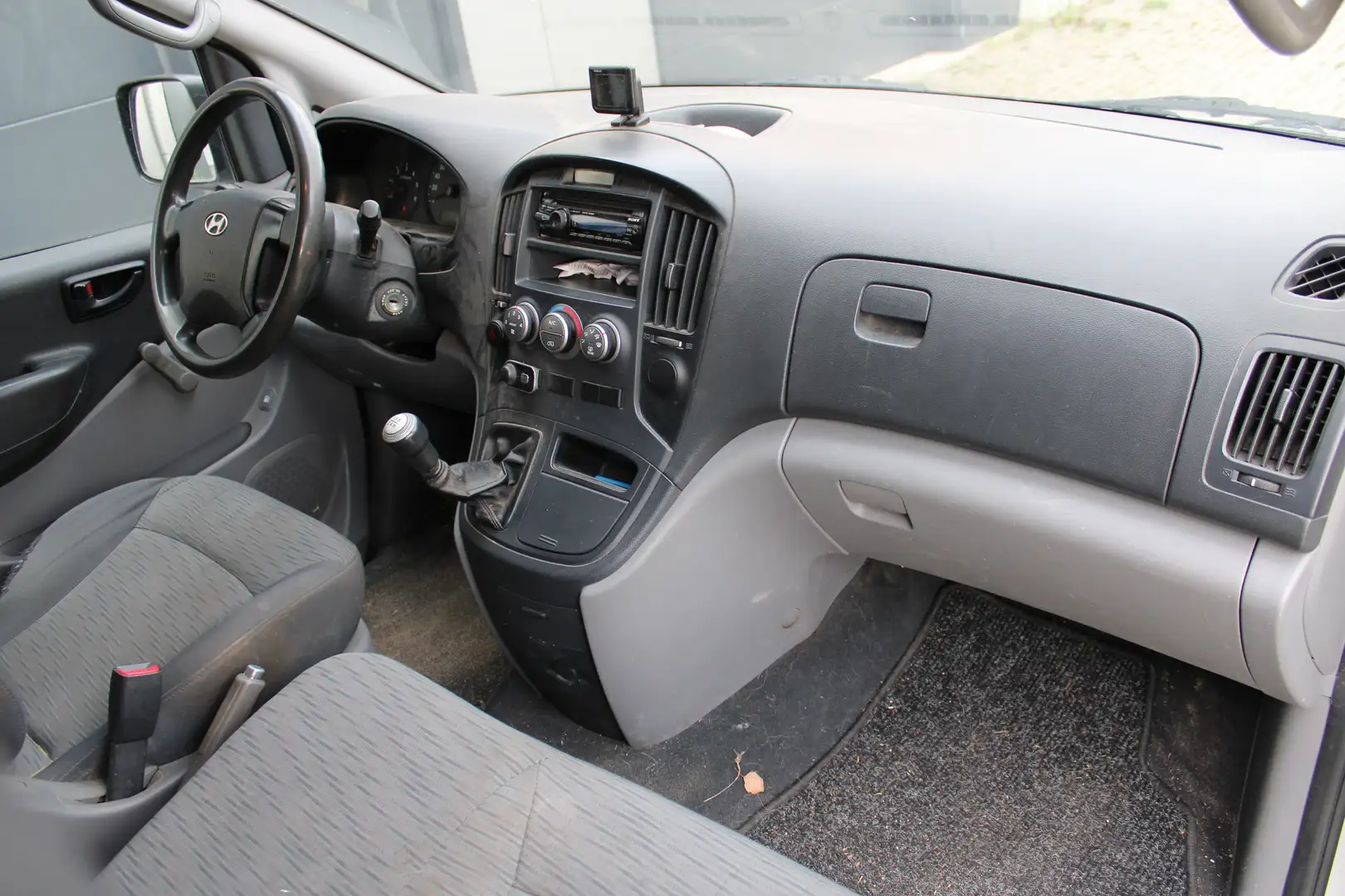 Hyundai H 300 H-1 Active Gris - 2