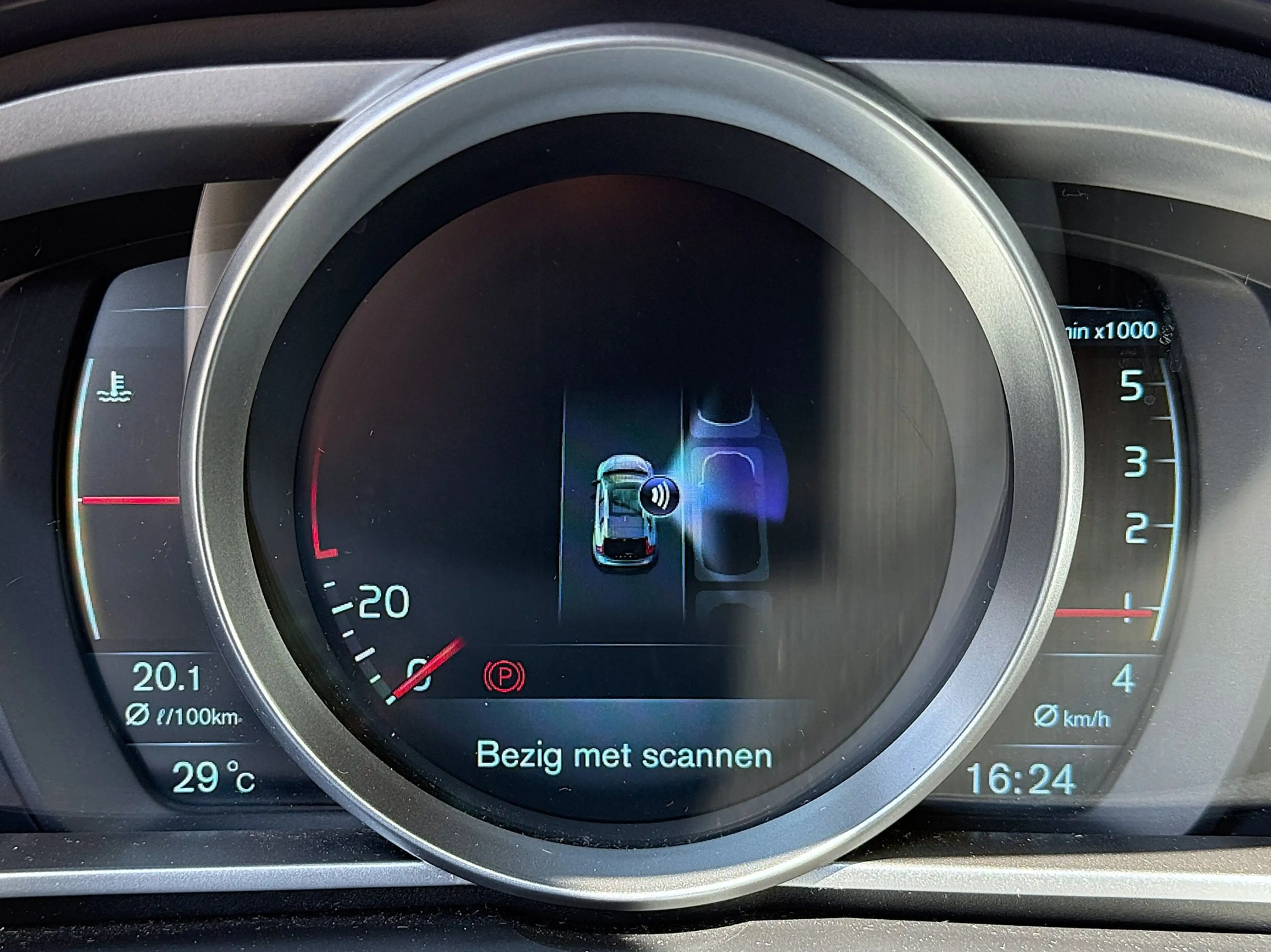 Volvo V40 Cross Country 1.6 D2 Summum - Pano - Navigatie - Lederen Bekledi — photo 12