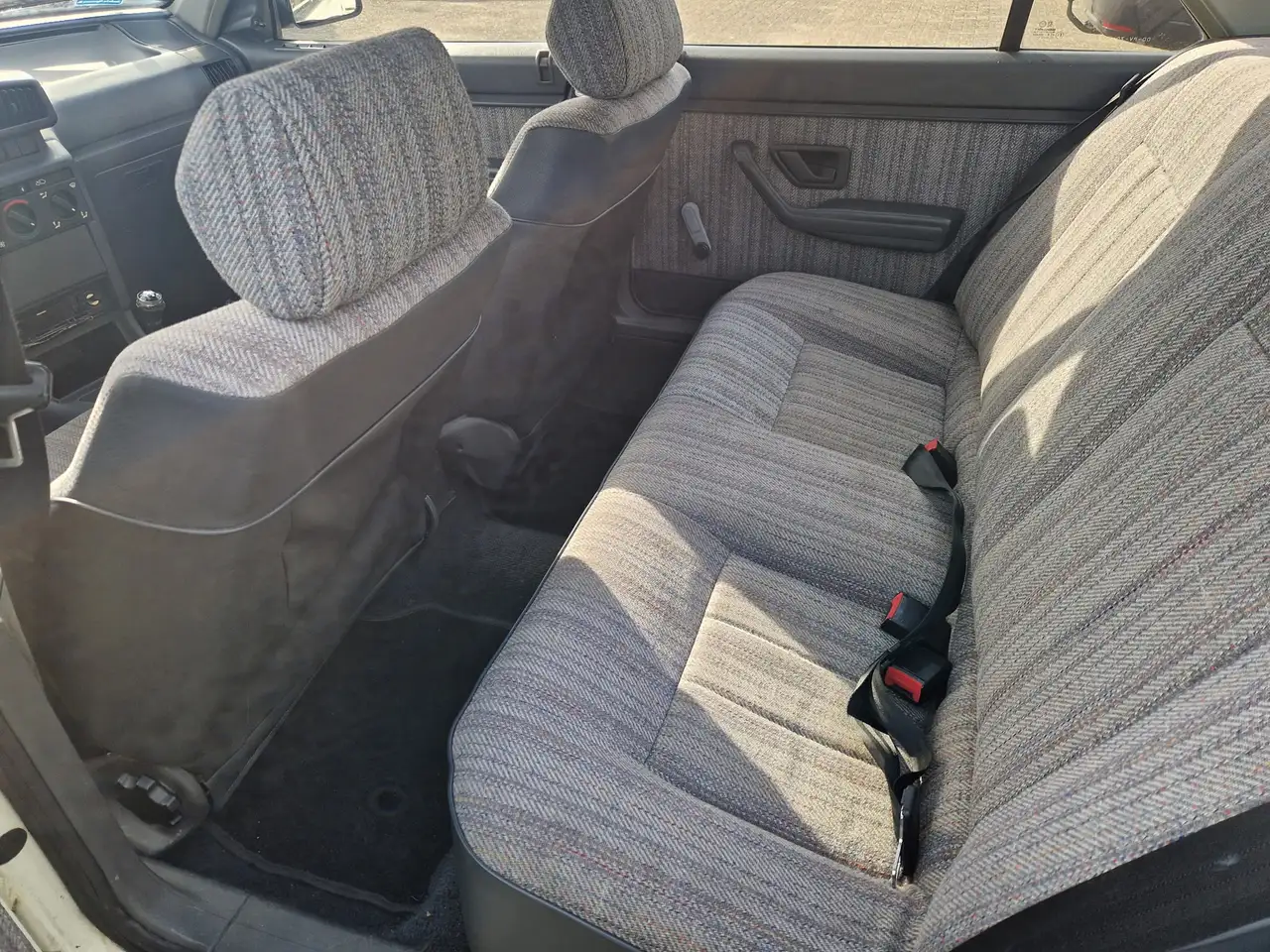 Peugeot 405 1.6i GL, foto 12