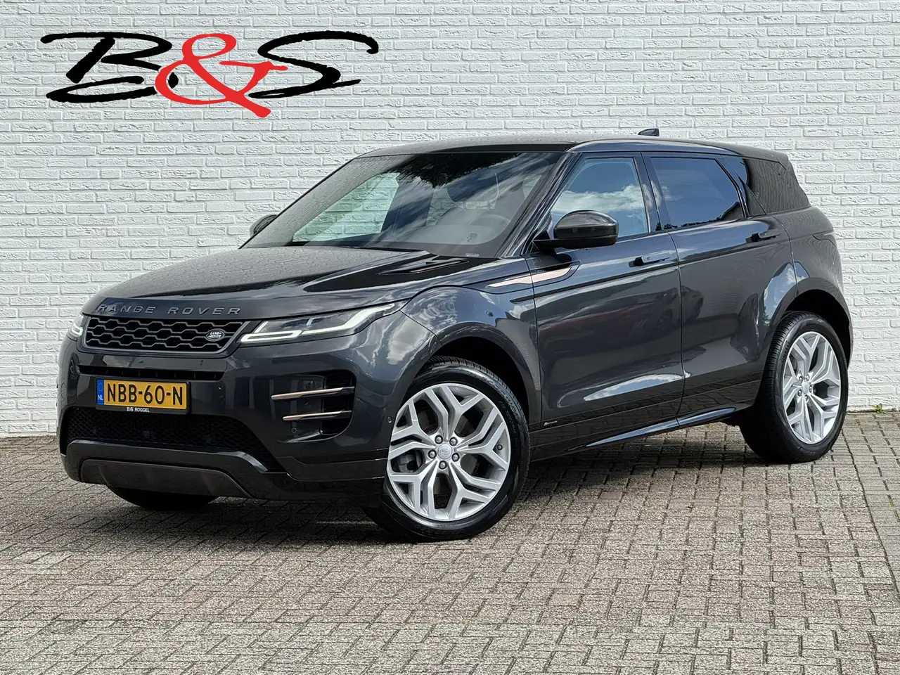 Land Rover Range Rover Evoque 2.0 P200 AWD R-Dynamic HSE 2x Memory Carplay Camer — photo 1 of 40