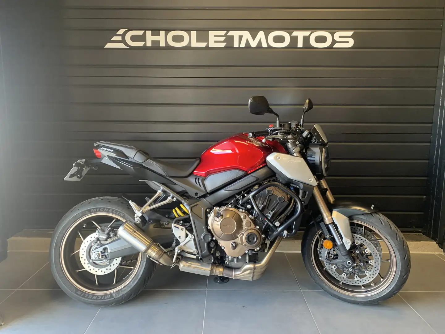 Honda CB 650 Rouge - 1