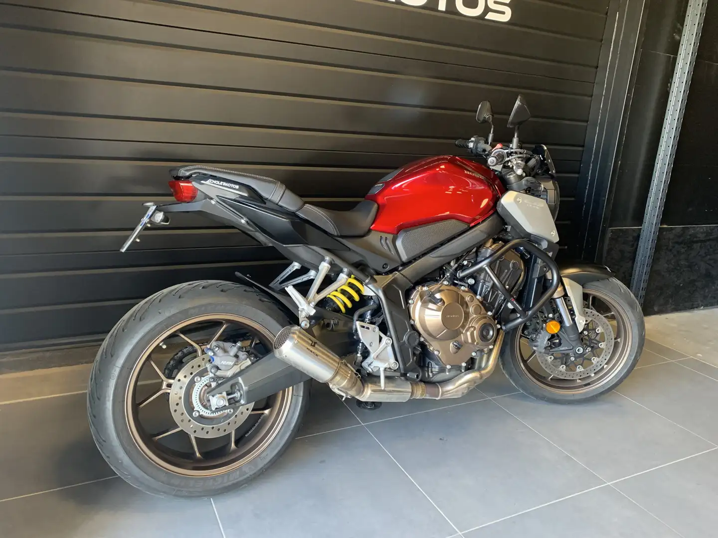 Honda CB 650 Rouge - 2