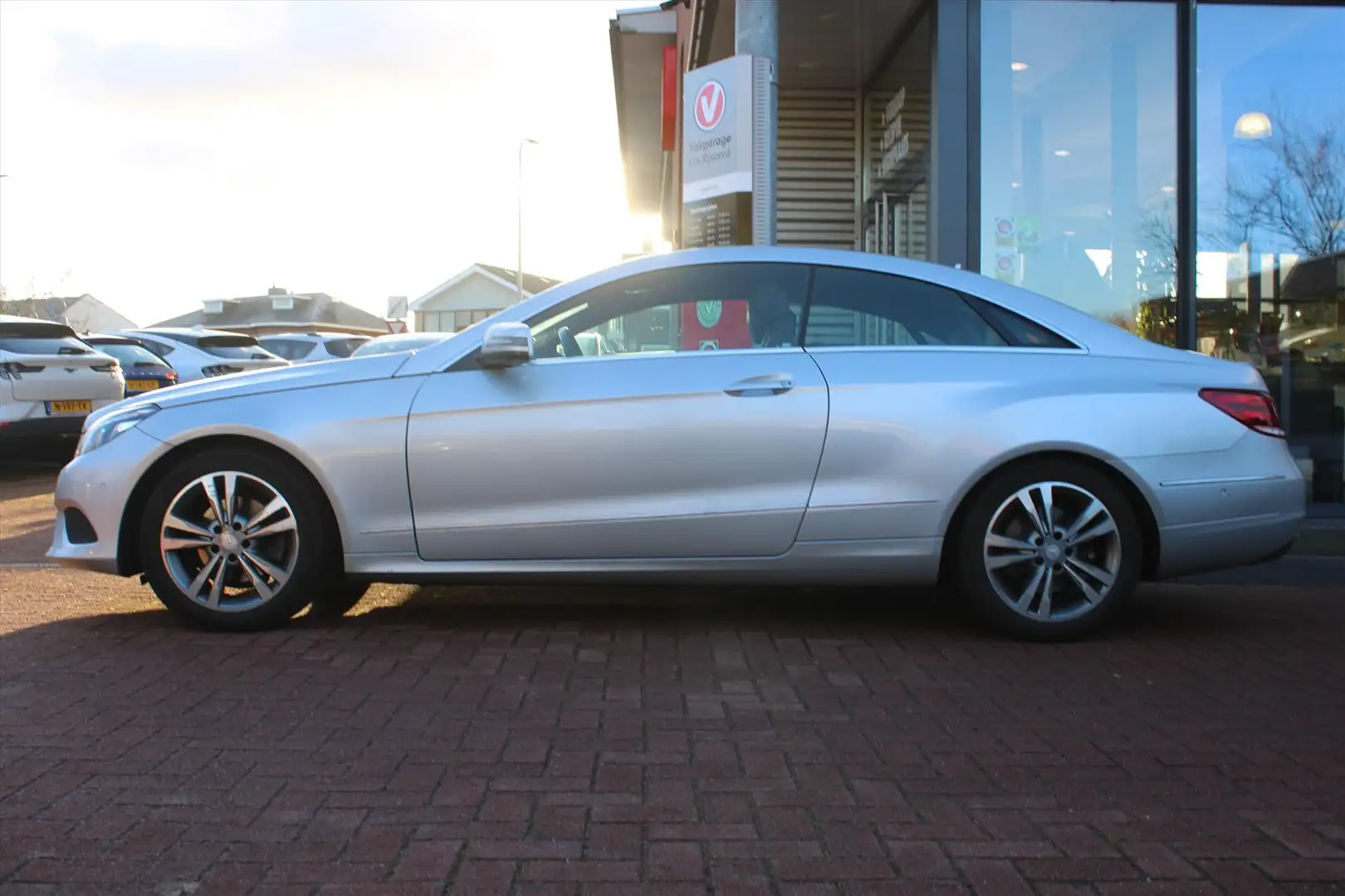 Mercedes-Benz E 200 E200 *Prestige* | 360 Camera | Cruise & Climate Co Gris - 2