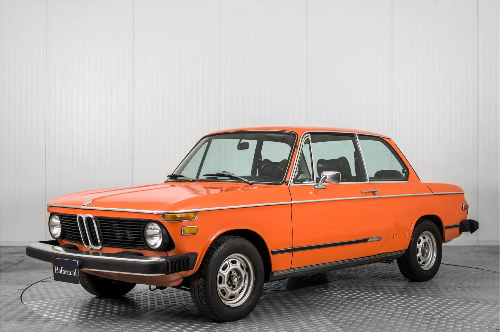 BMW 2002 Oranje - 1