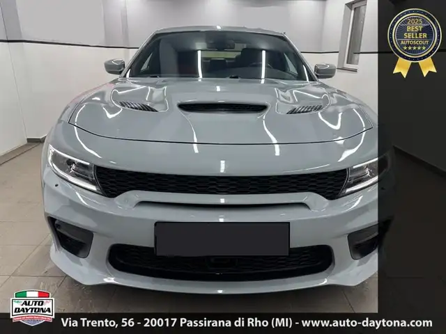 Dodge Charger SRT 5.7 V8