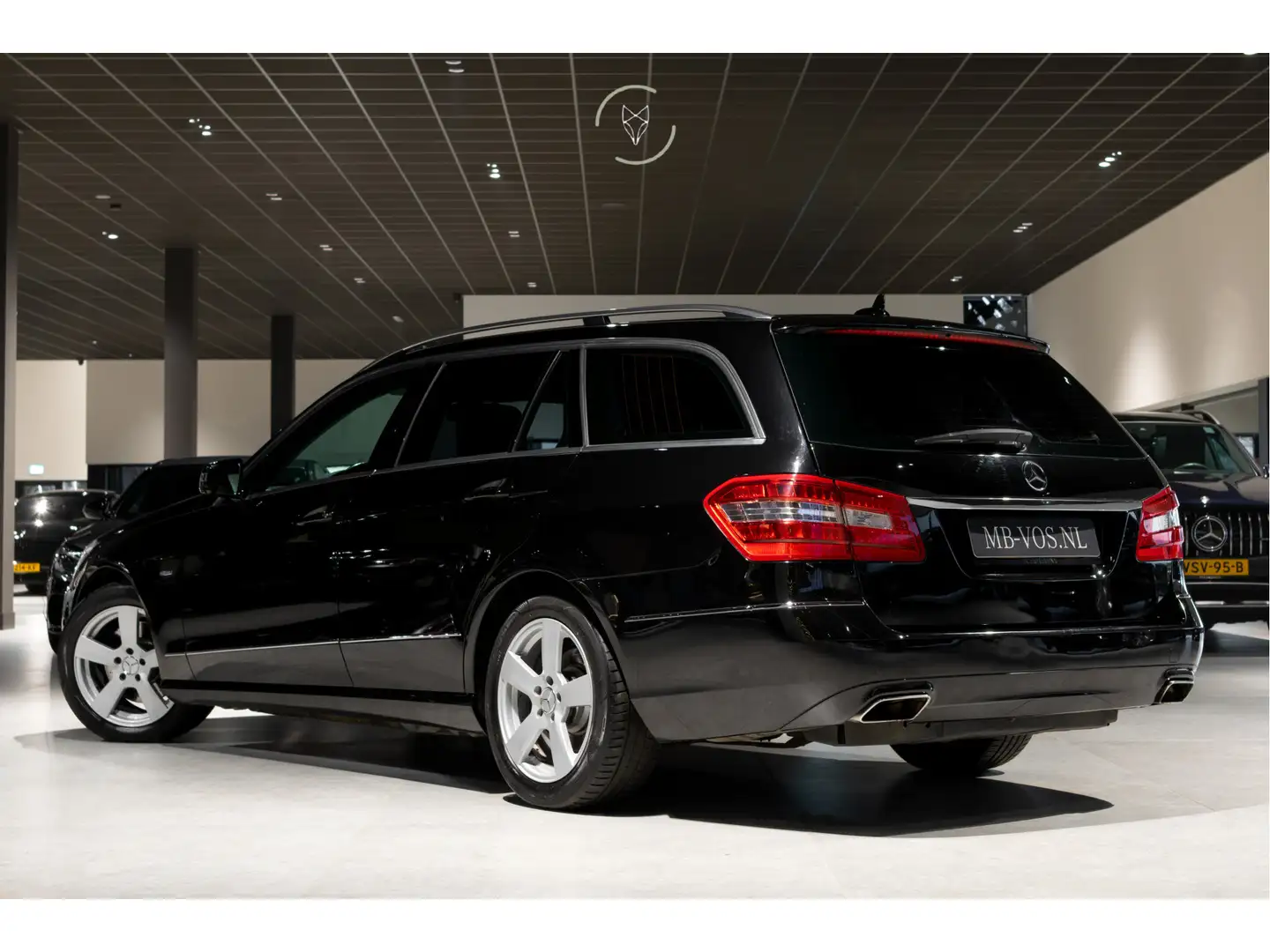 Mercedes-Benz E 200 Estate CGI Edition Sport Leder|Trekhaak|Xenon|Verw Schwarz - 2