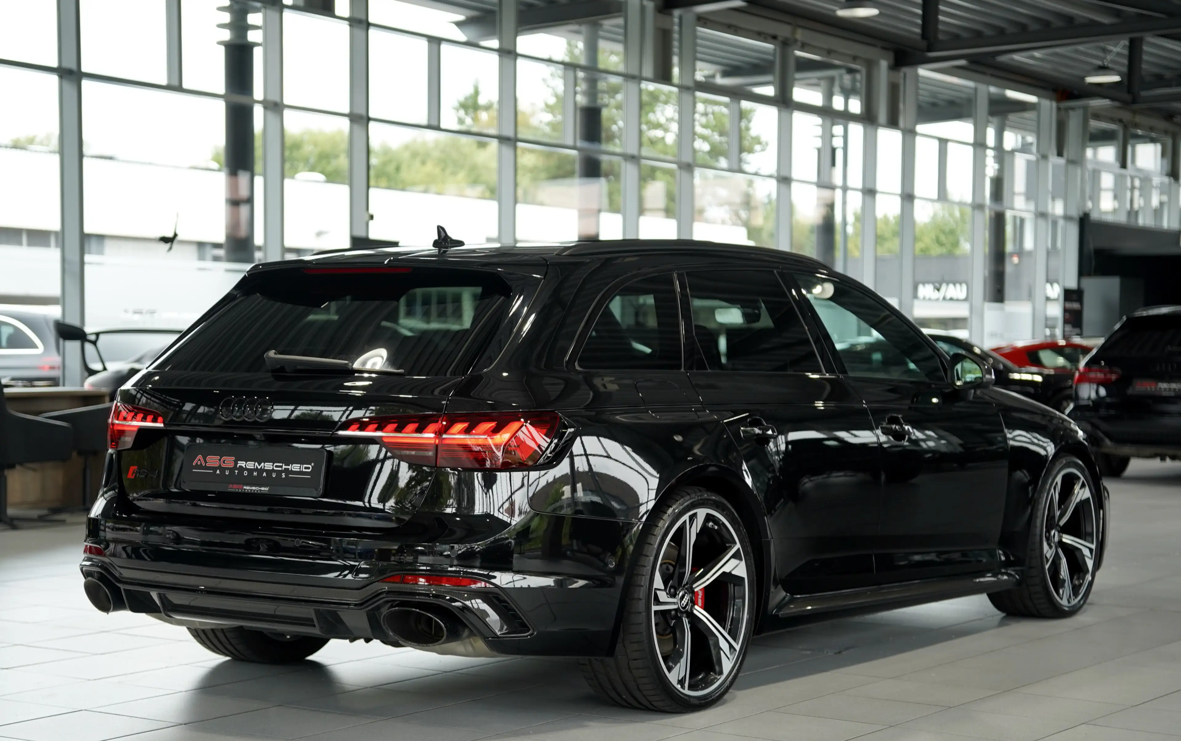 Audi RS4 Avant q 2.H *Pano*RS-AGA*B&O*Carbon*Keramik — photo 8