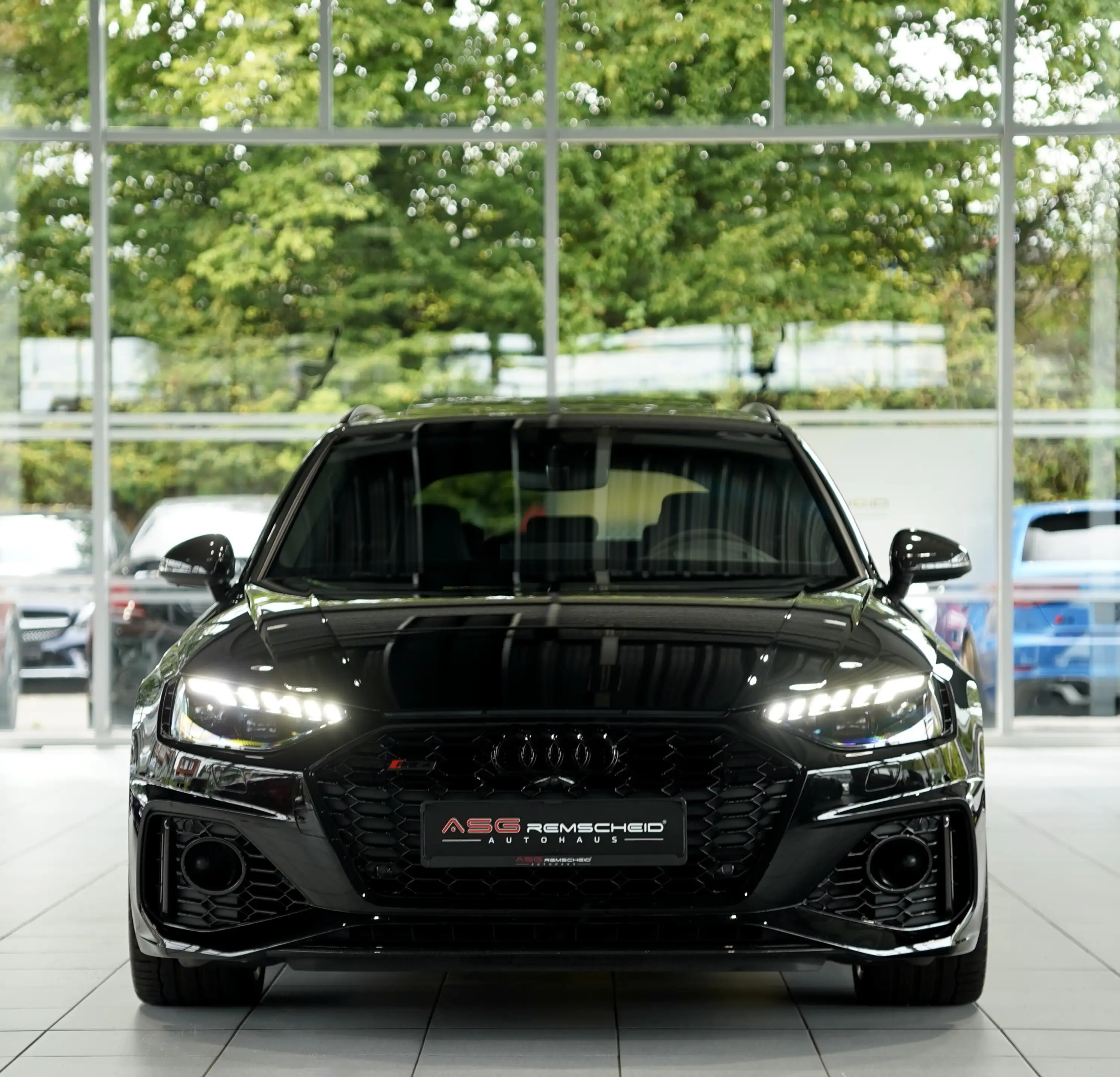 Audi RS4 Avant q 2.H *Pano*RS-AGA*B&O*Carbon*Keramik — photo 3