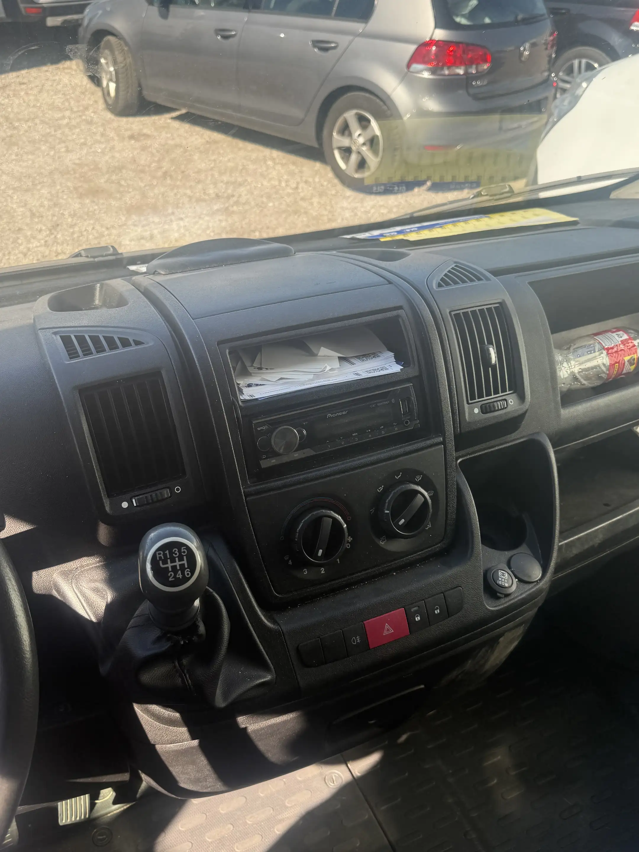 Peugeot Boxer 3300 L1H1 2,2 HDi 130 FAP — photo 9