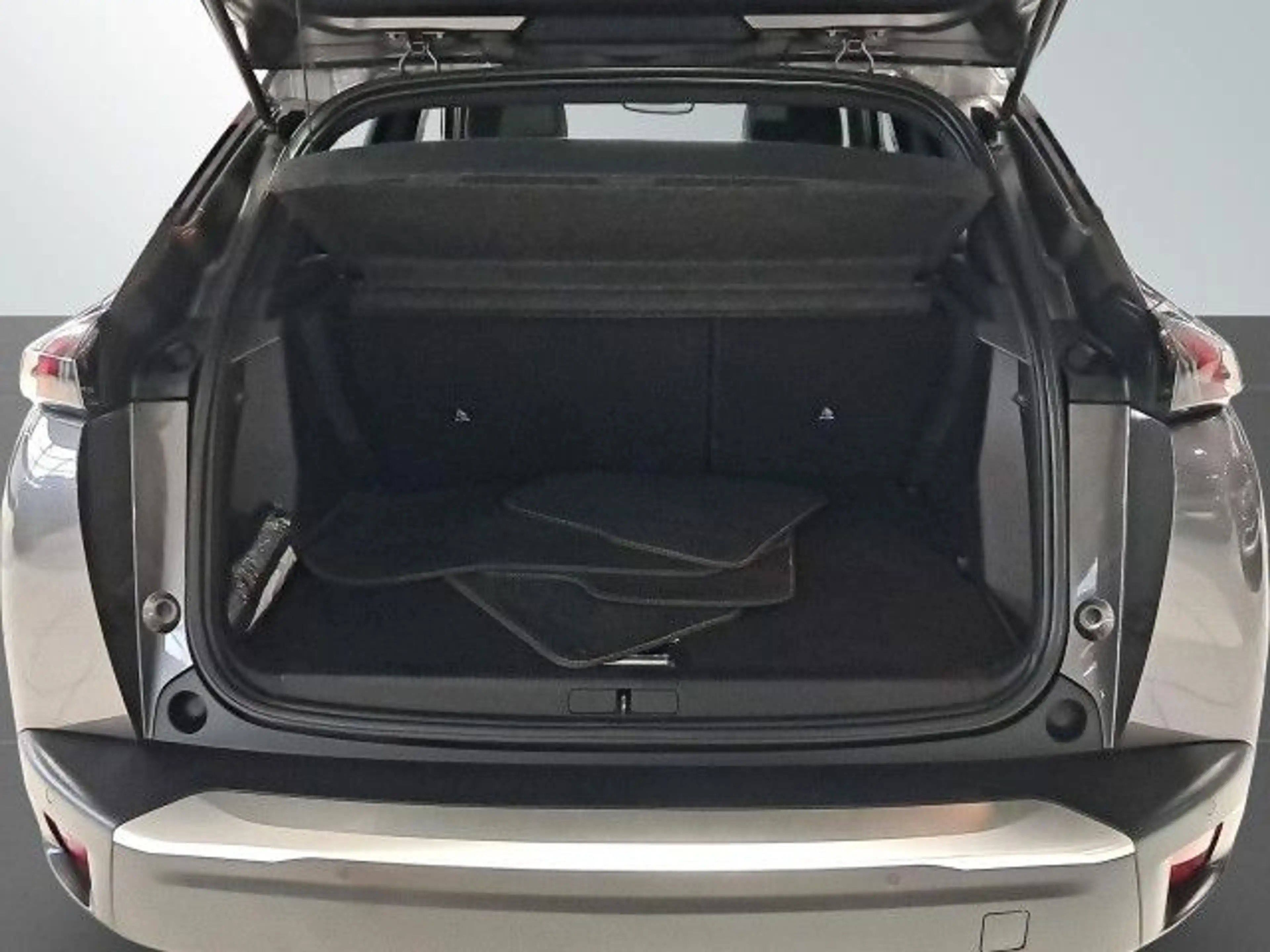 Peugeot 2008 GTLI PUTE130 EAT Navi LED Klima Einparkhilfe — photo 8