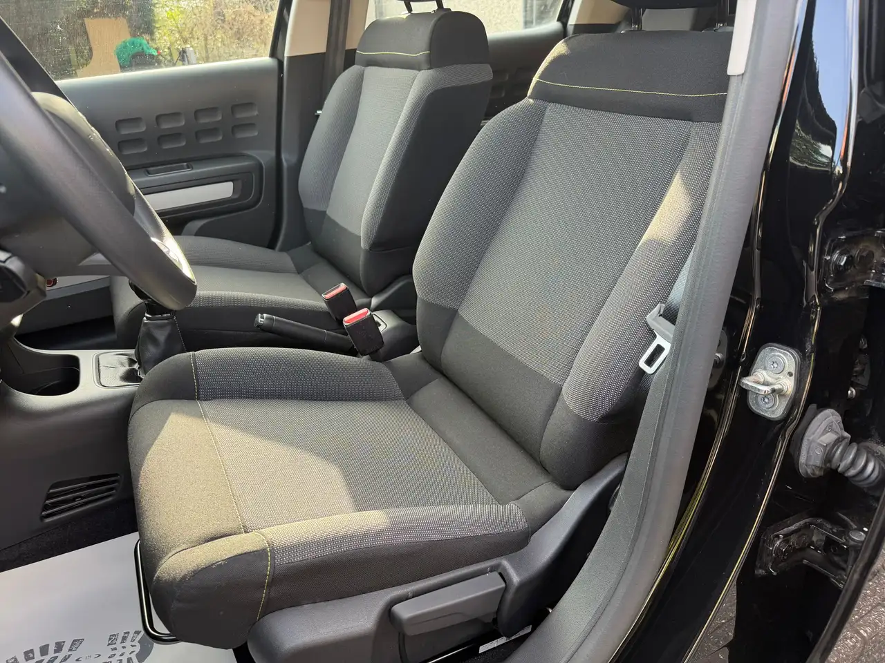 Citroen C3 C3 1.2i PureTech Shine 7