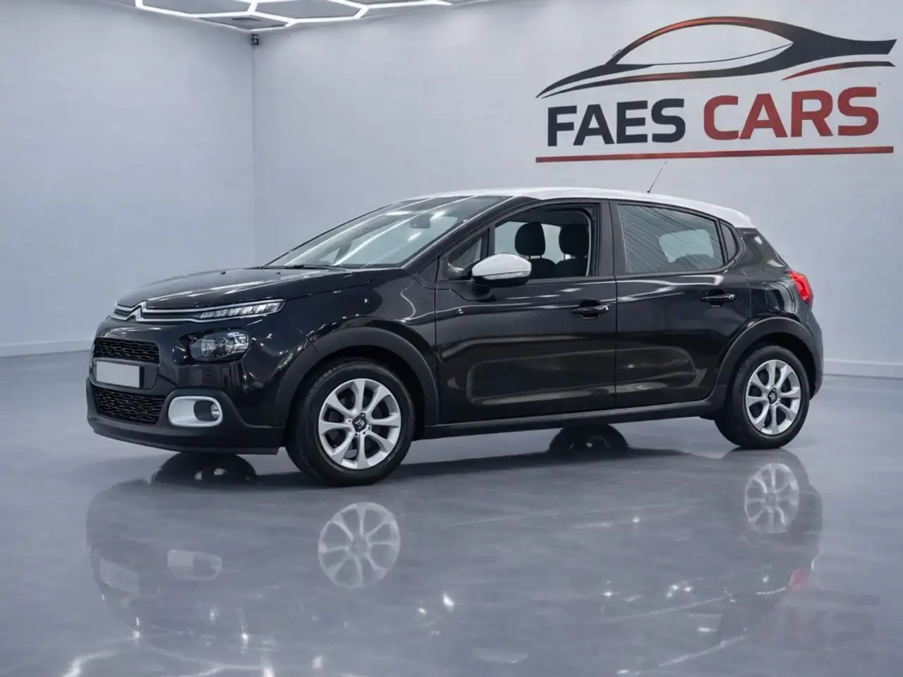 Citroen C3 C3 1.2i PureTech Shine 4