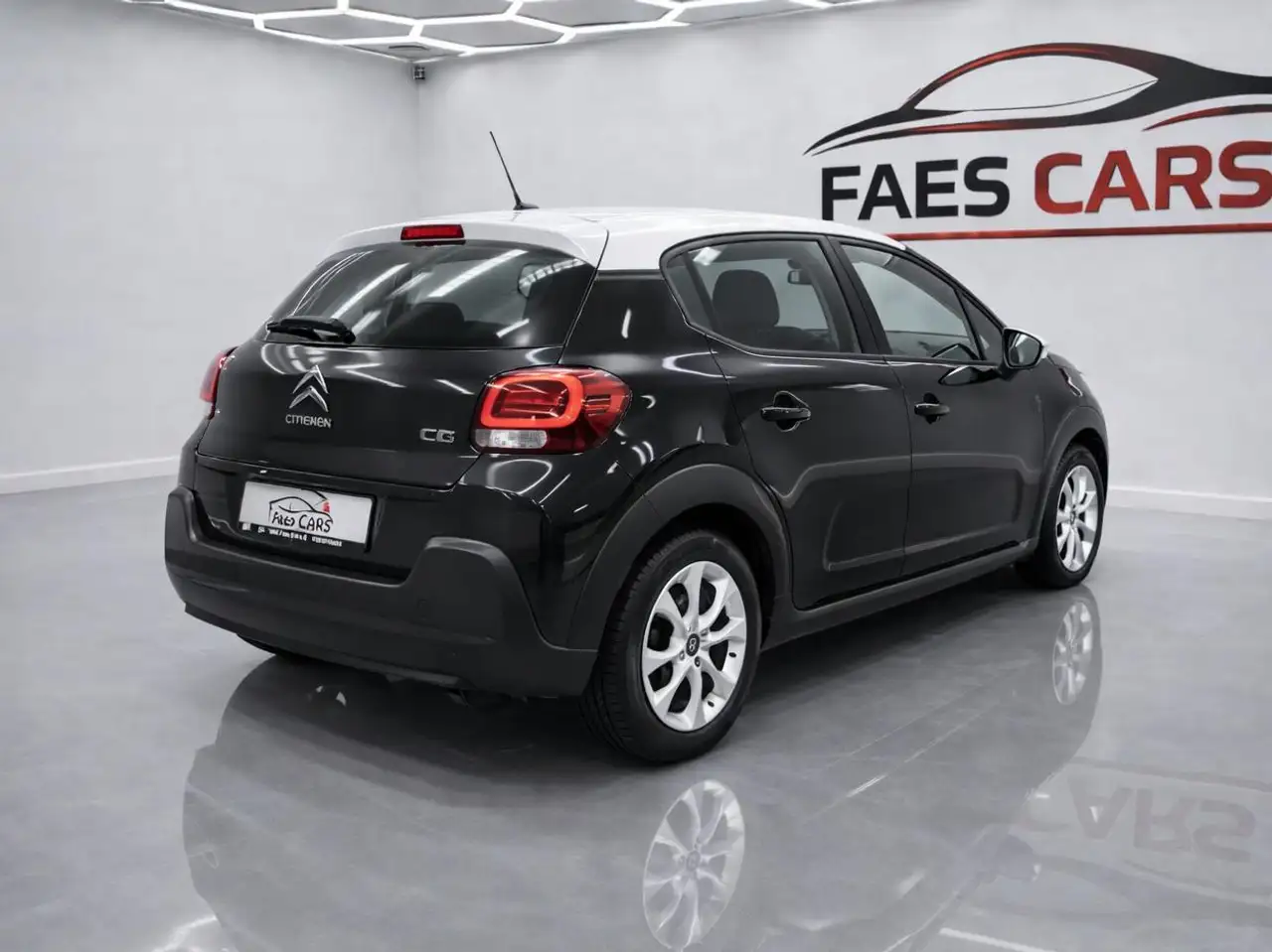 Citroen C3 C3 1.2i PureTech Shine 3