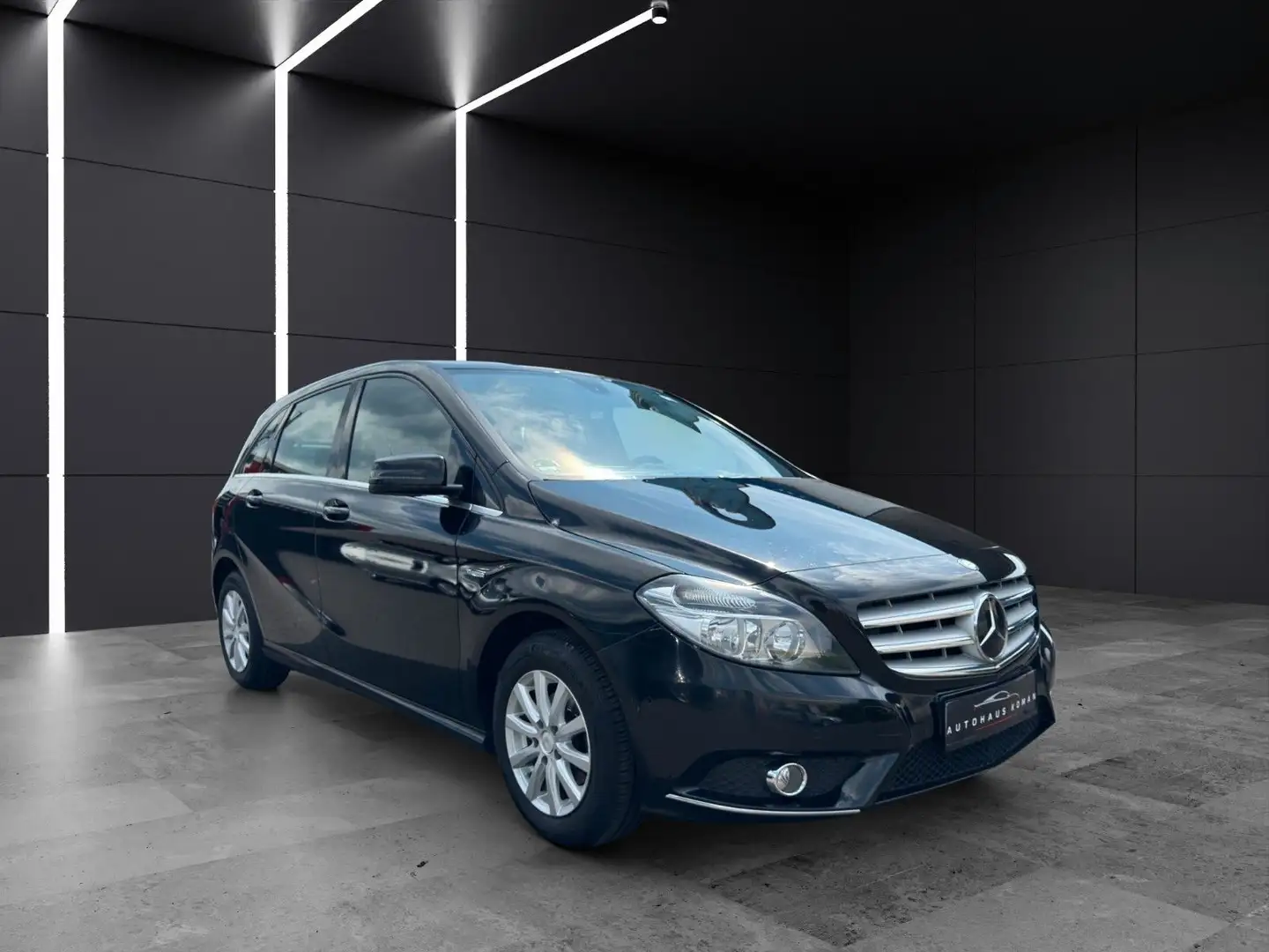 Mercedes-Benz B 180 B180 CDI*TÜV*KLIMA*S-HEFT*PDC*KAMERA*AUTOM.*SiHz Schwarz - 2