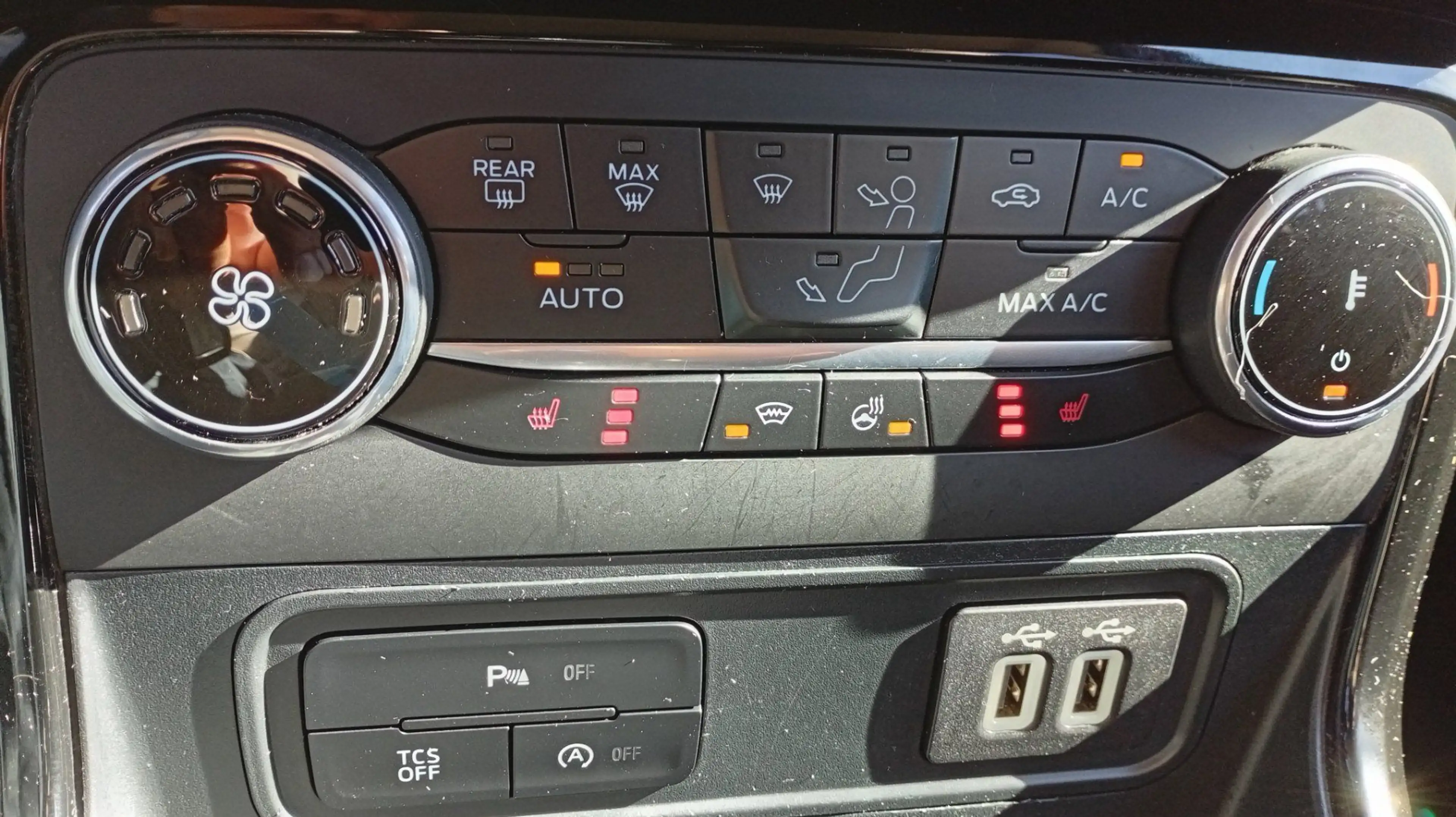 Ford EcoSport ST-Line Start/Stopp (EURO 6d — photo 11