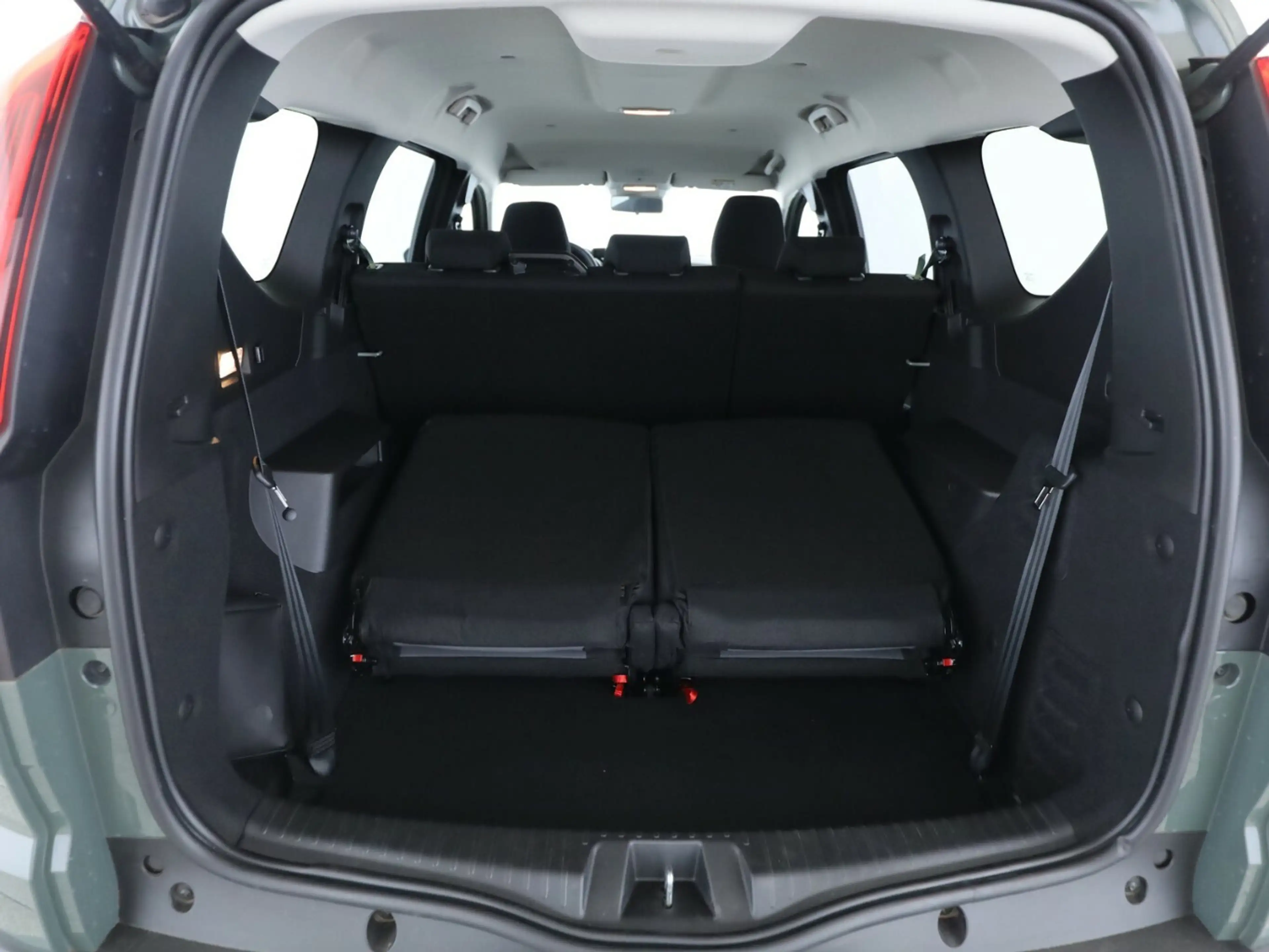Dacia Jogger Extreme TCE 110 [7-SITZER] — photo 11