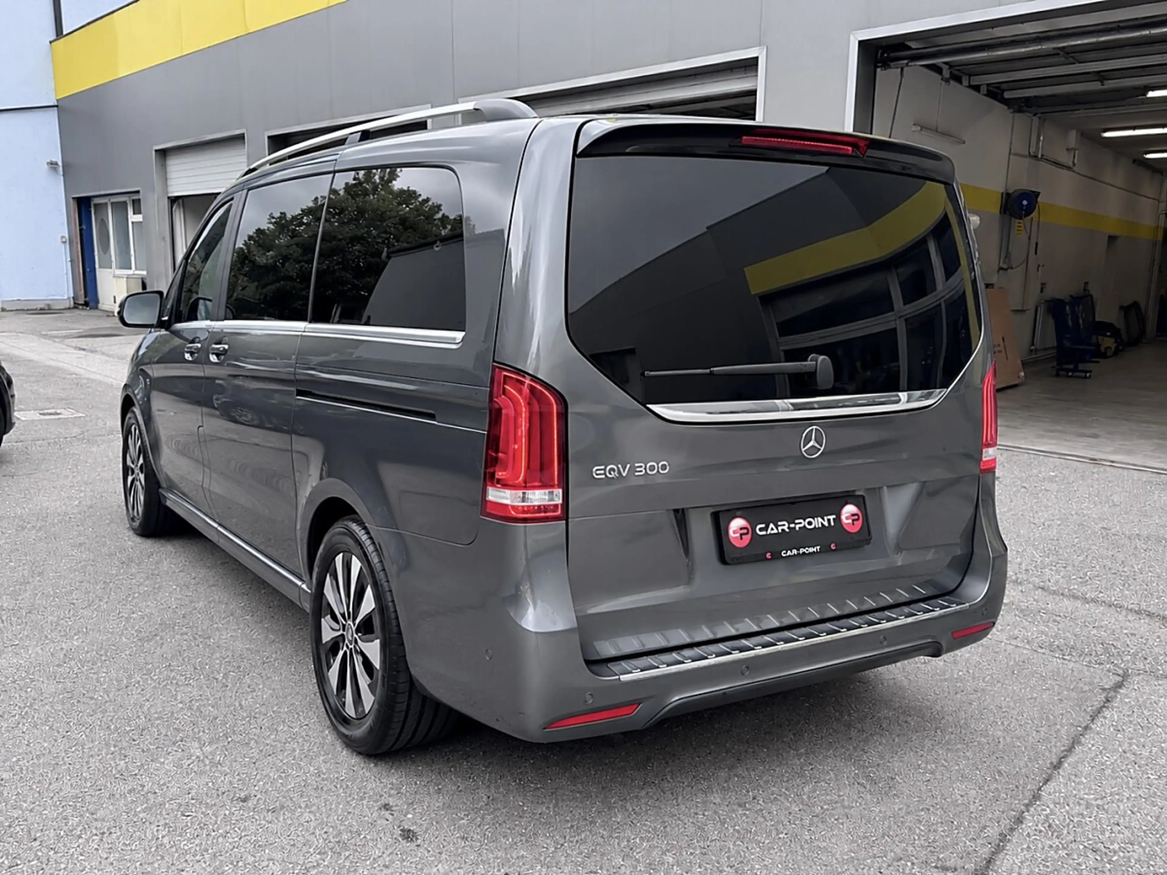 Mercedes-Benz EQV 300 Kombi lang 100kWh — photo 4