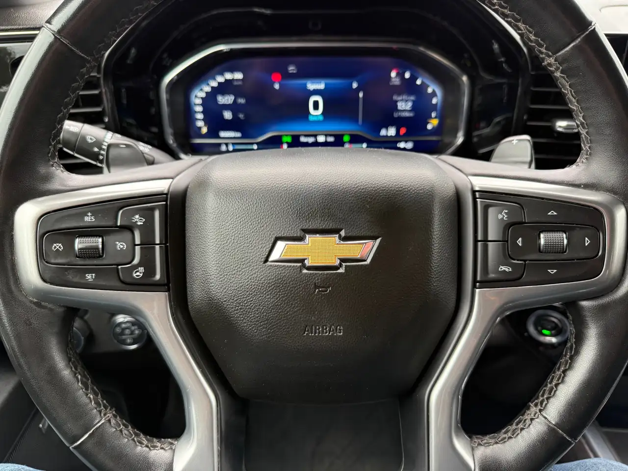 Chevrolet Silverado 1500 снимка Chevrolet Silverado 1500