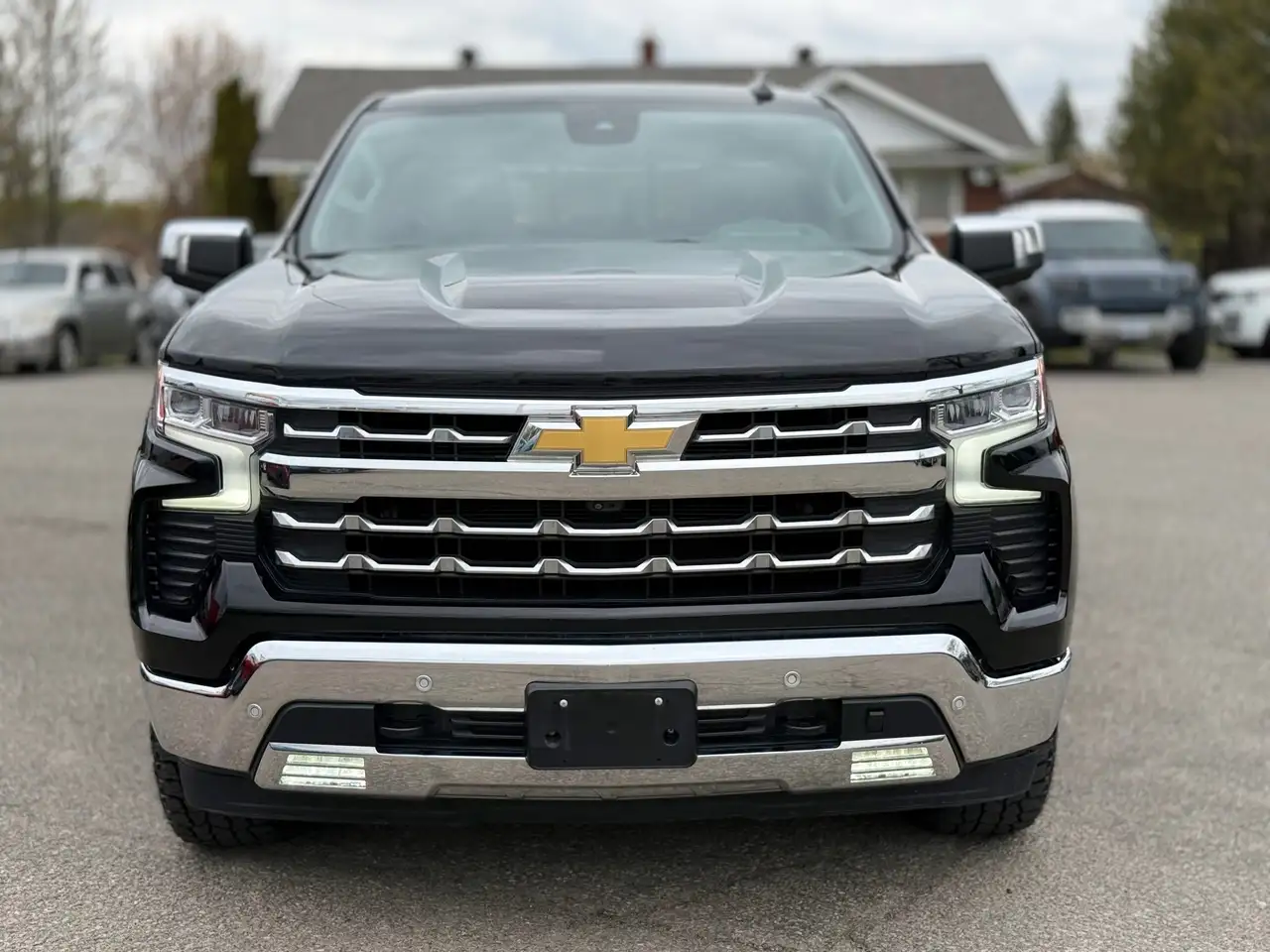 Chevrolet Silverado 1500 снимка Chevrolet Silverado 1500