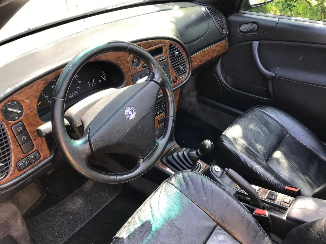 Saab 900 2.3 SE, foto 5