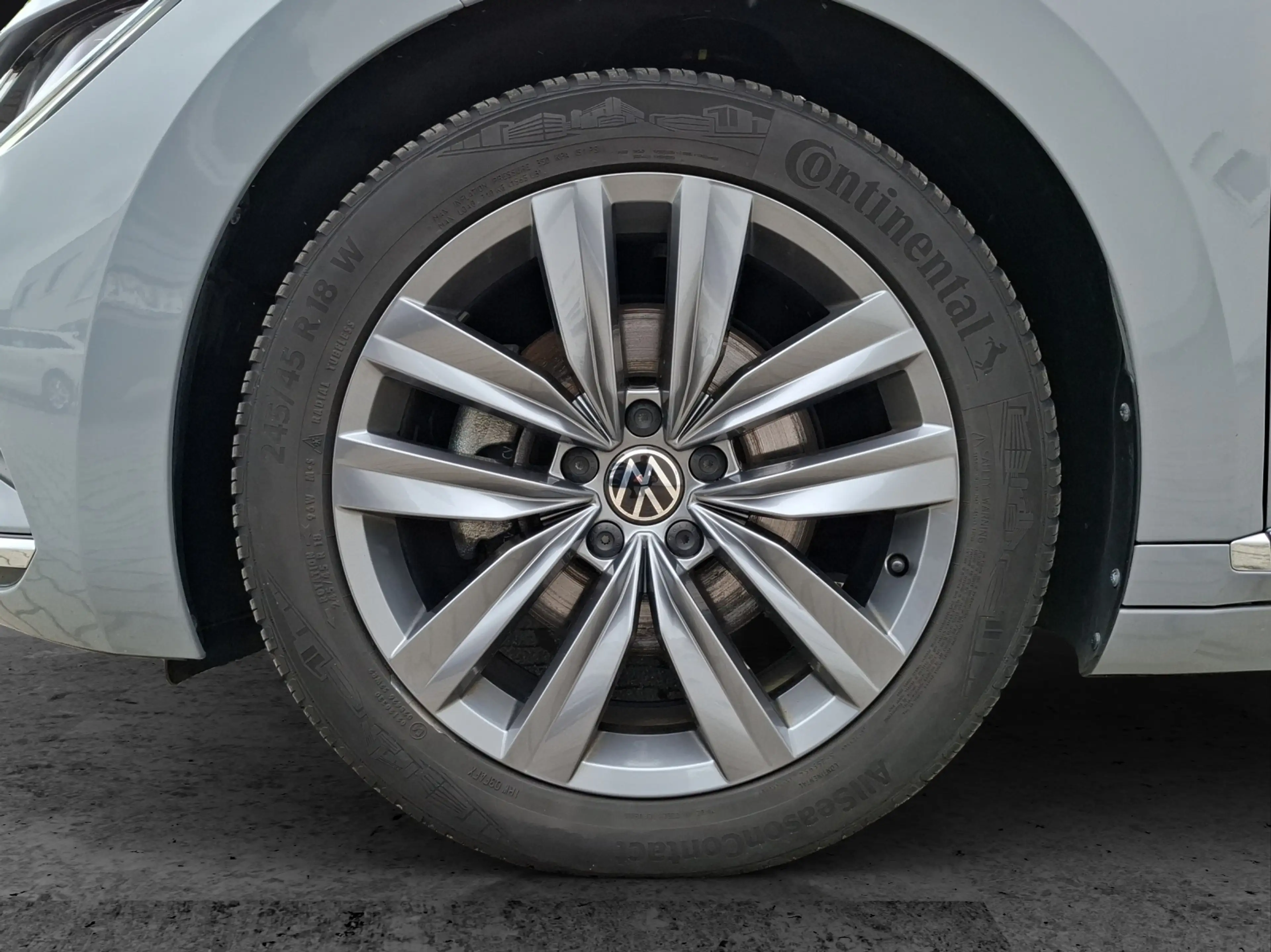 Volkswagen Arteon SB TSI Elegance DSG LED Navi AID ACC PDC SHZ 18" — photo 9