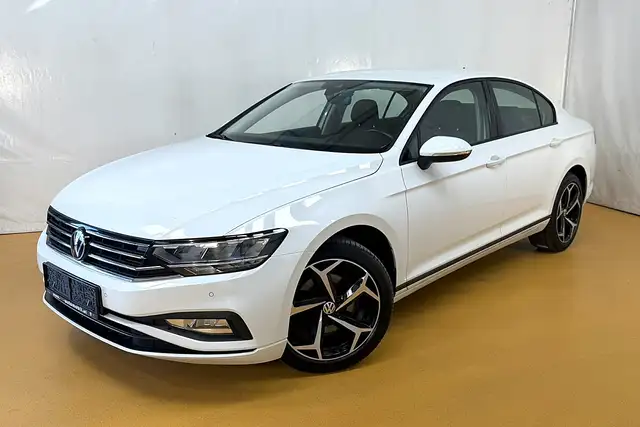 2020 Volkswagen Passat in White for sale