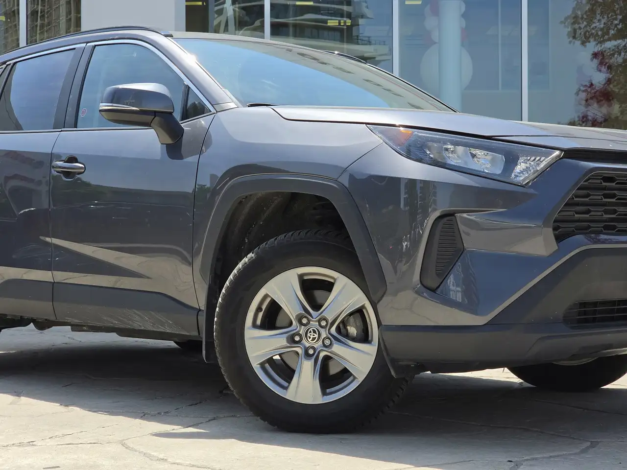 Toyota RAV 4 снимка Toyota RAV 4