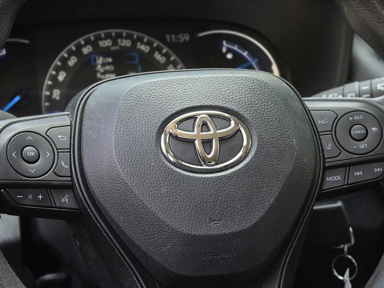 Toyota RAV 4 снимка Toyota RAV 4