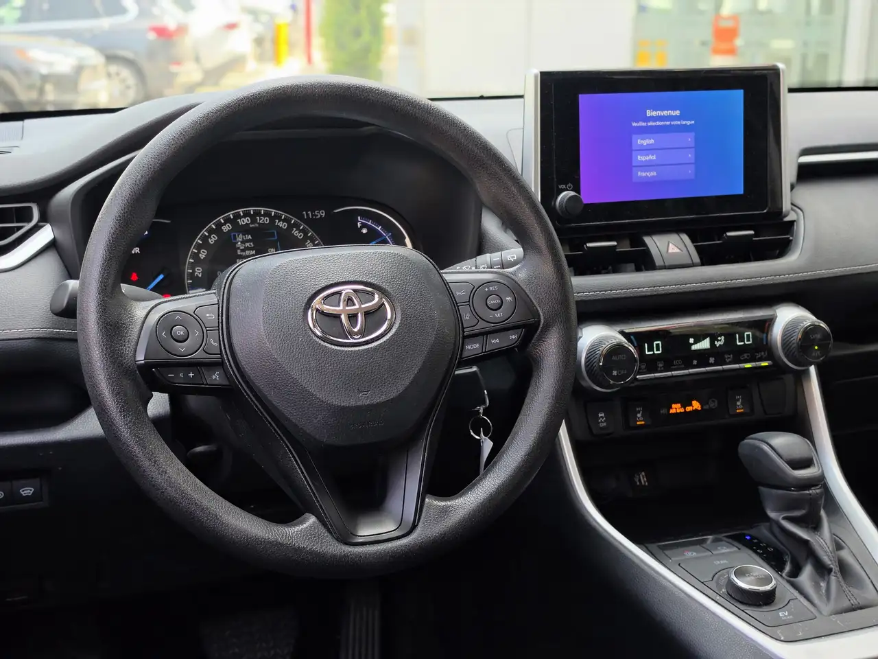 Toyota RAV 4 снимка Toyota RAV 4