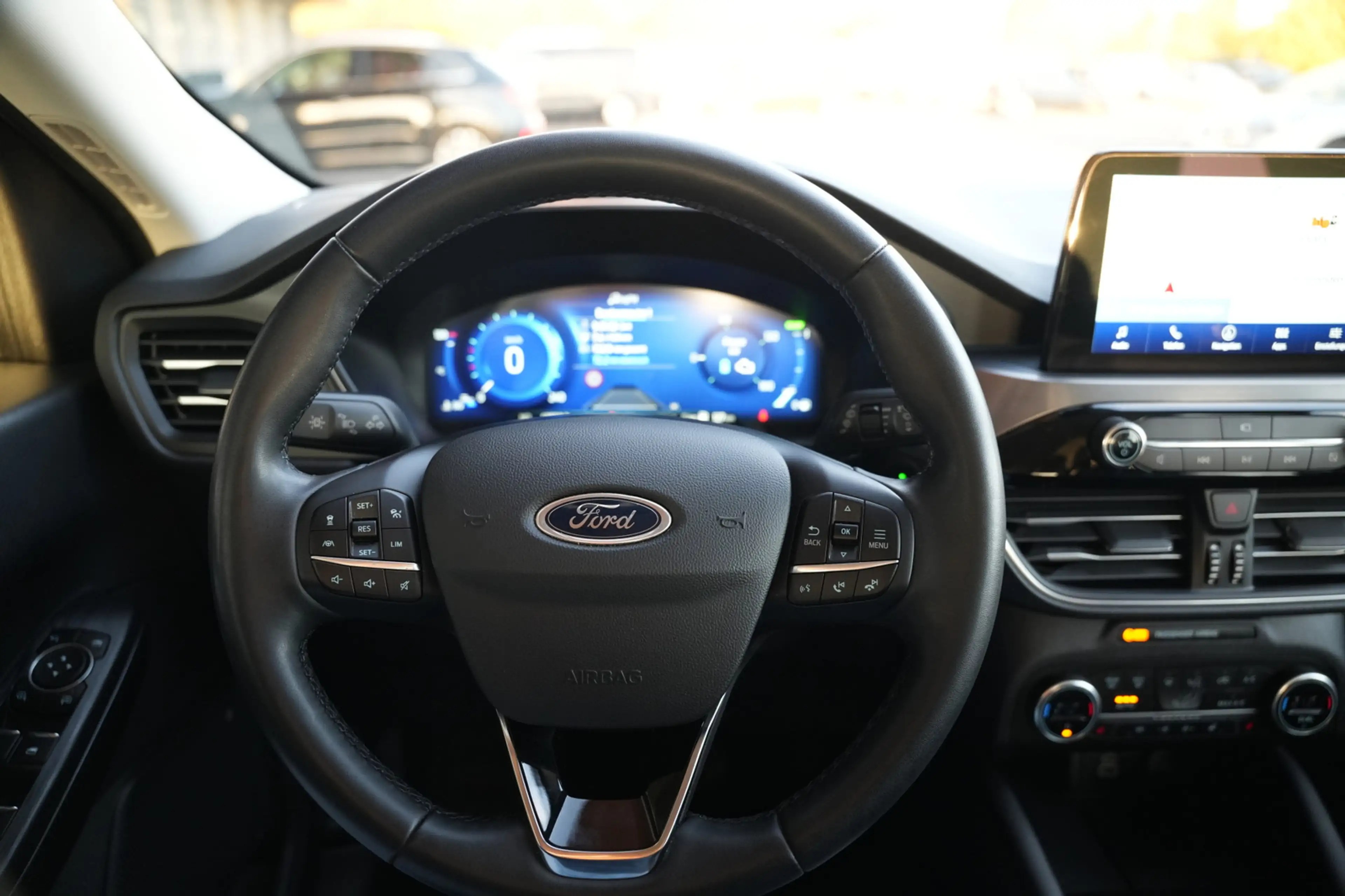 Ford Kuga Plug-In Hybrid Titanium WINTER PAKET|FAHRASSISTENZ — photo 13