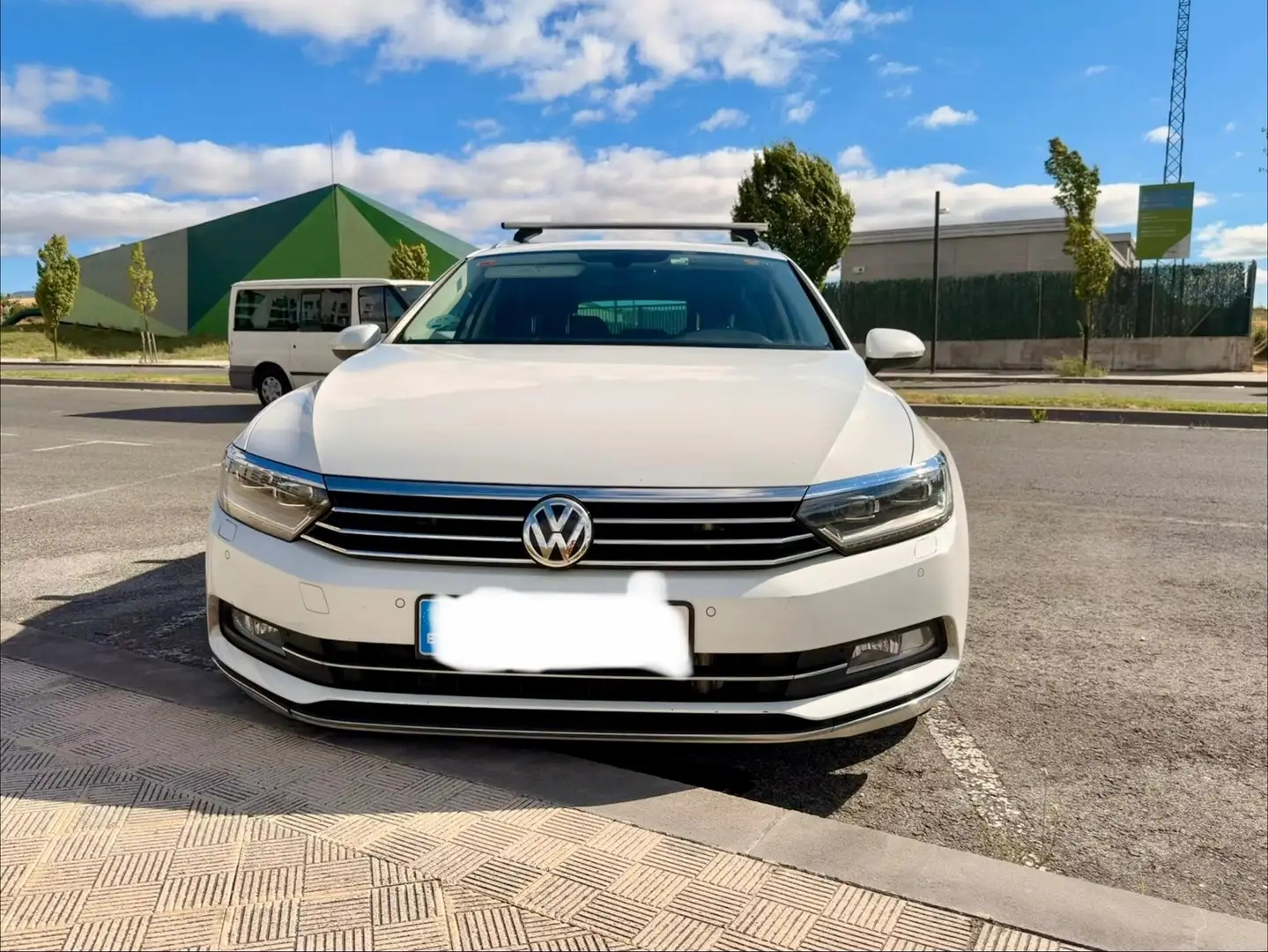 Volkswagen Passat Variant Passat Variant 2.0TDI Sport DSG 140kW Sport - 1