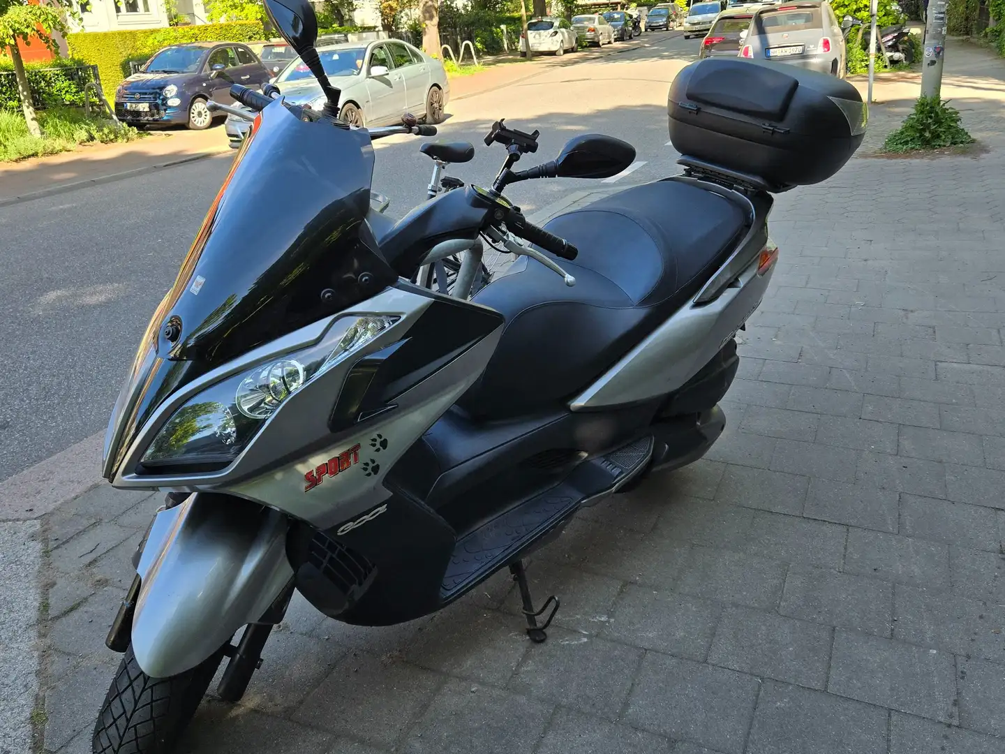 Kymco Downtown 300i Argent - 1