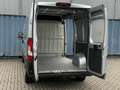 Peugeot Boxer 330 2.2 BlueHDi 120 L2H2 Premium | Achteruitrij ca Gris - thumbnail 24