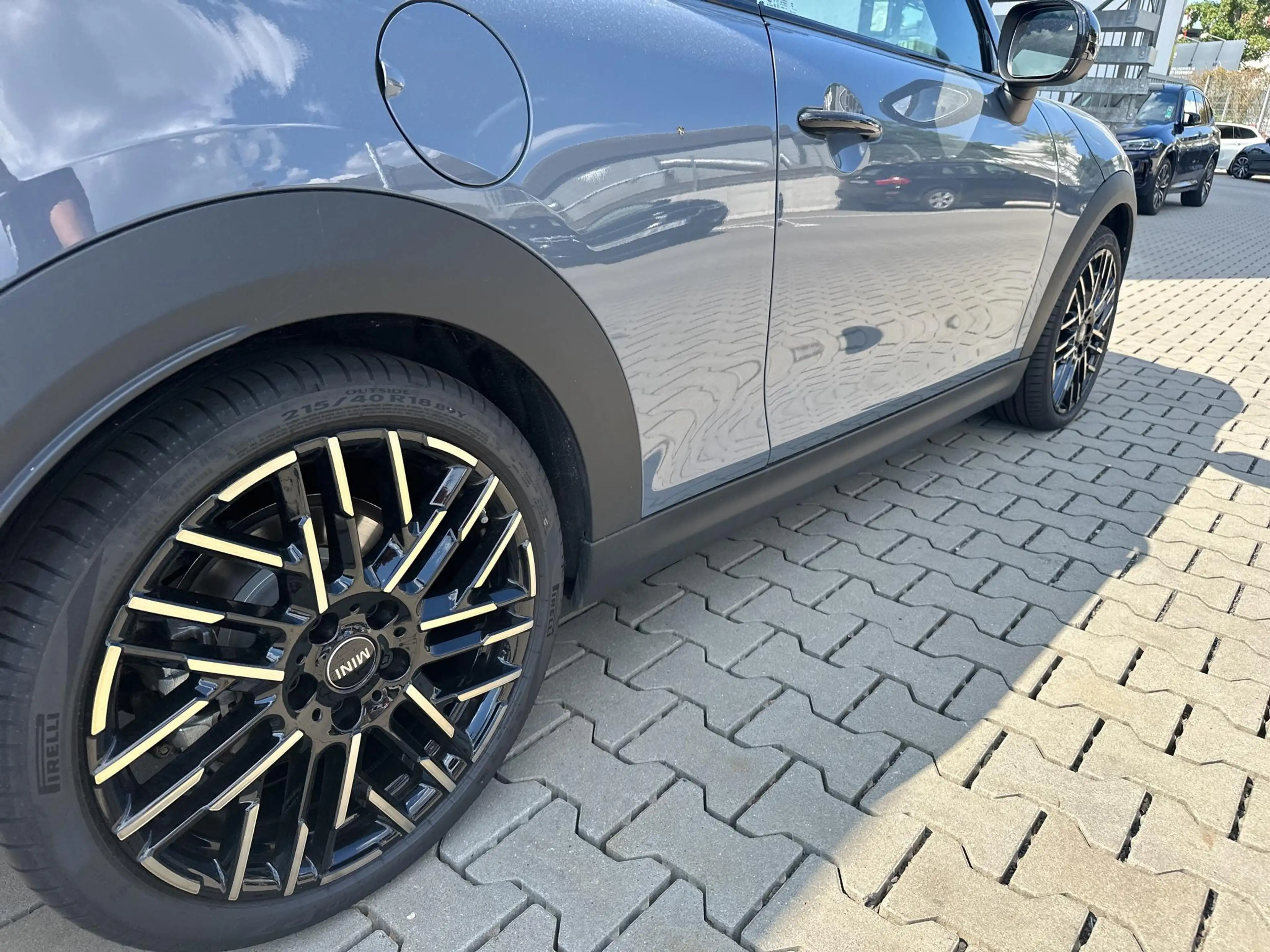MINI Cooper C Cabrio Favoured Trim — photo 15