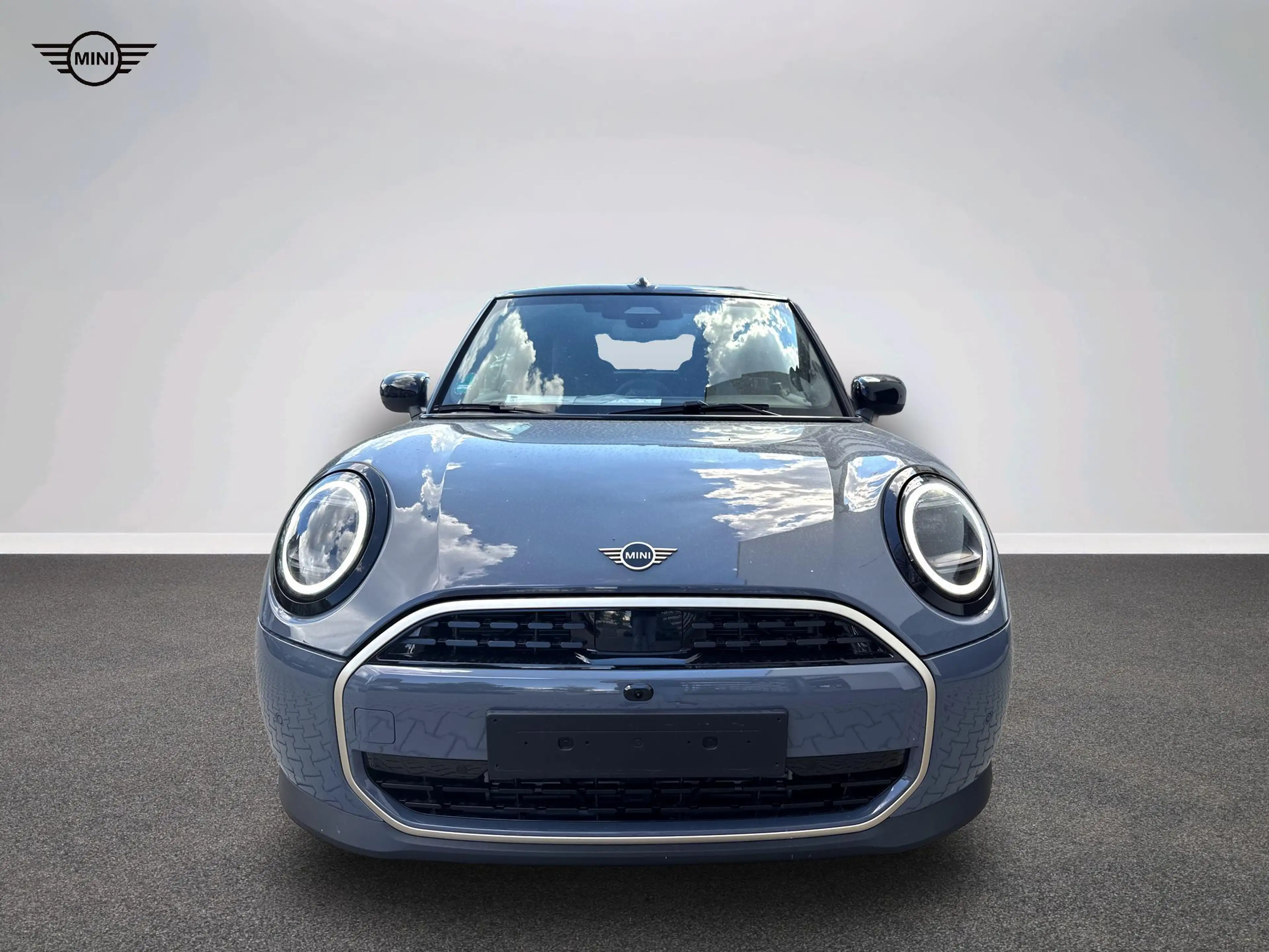 MINI Cooper C Cabrio Favoured Trim — photo 14