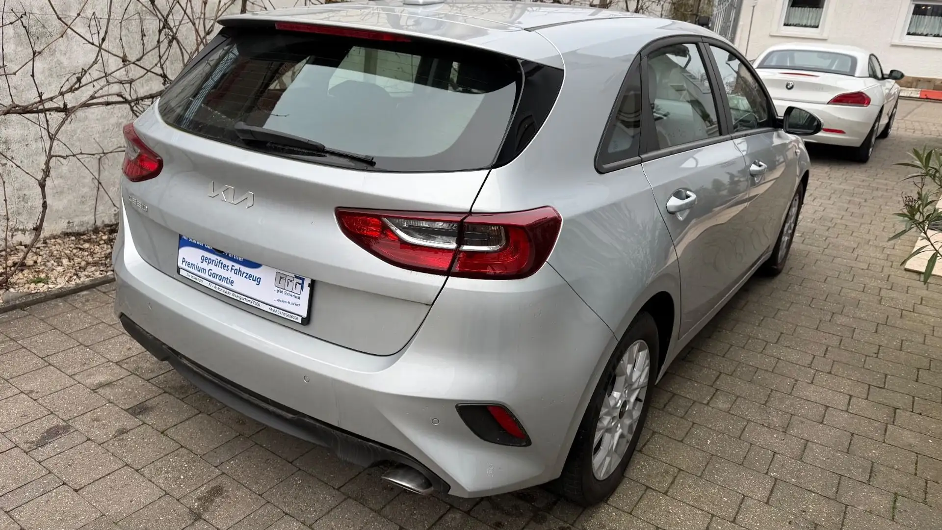 Kia Ceed / cee'd NaviCarplay Sitzheizung Kamera Silber - 2