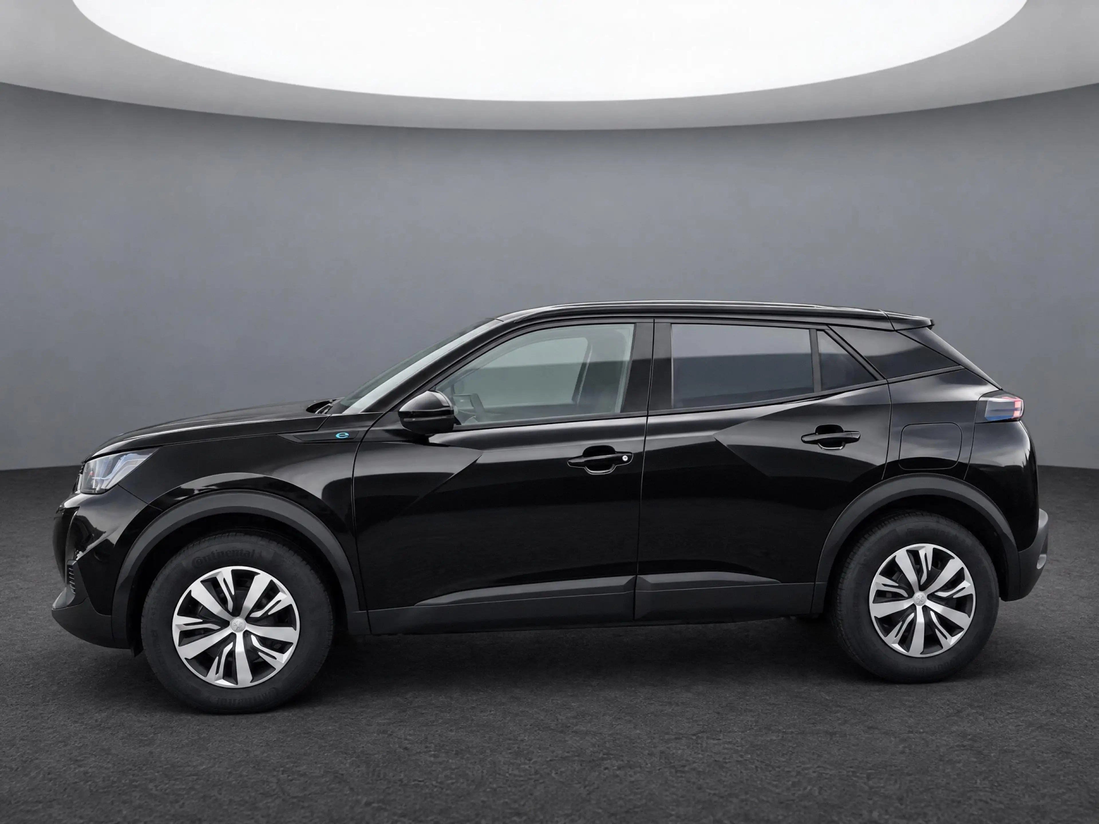 Peugeot e-2008 EV Active 50 kWh — photo 9