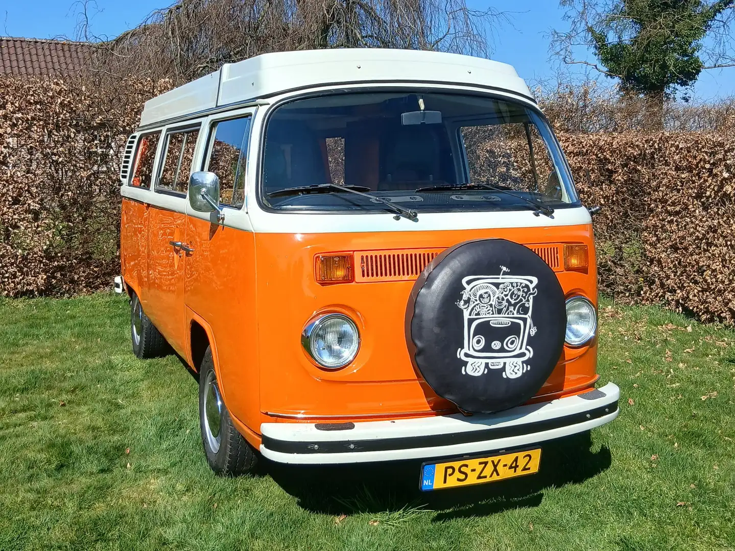 Volkswagen T2 Westfalia camper Orange - 1