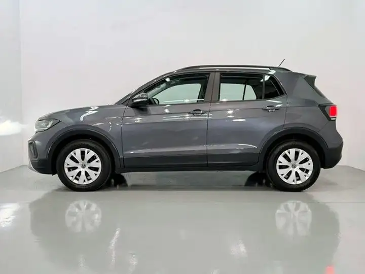 Volkswagen T-Cross Life 1.0 TSI 5 vel. 2024, foto 4