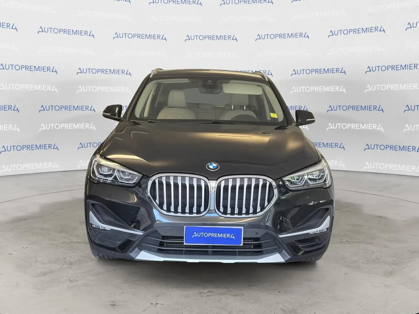BMW X1 X1 sDrive18i xLine aut Nero - 2