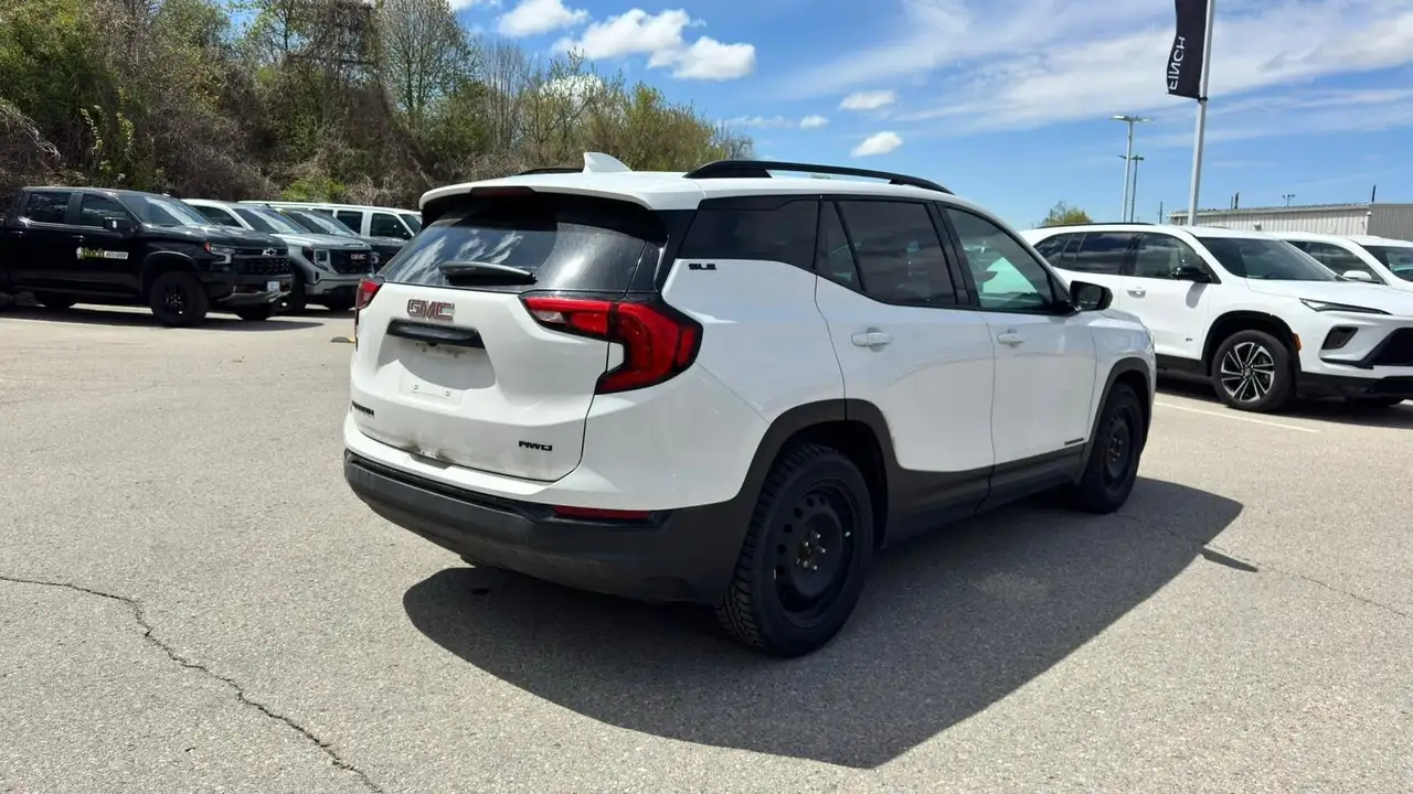 GMC Terrain снимка GMC Terrain