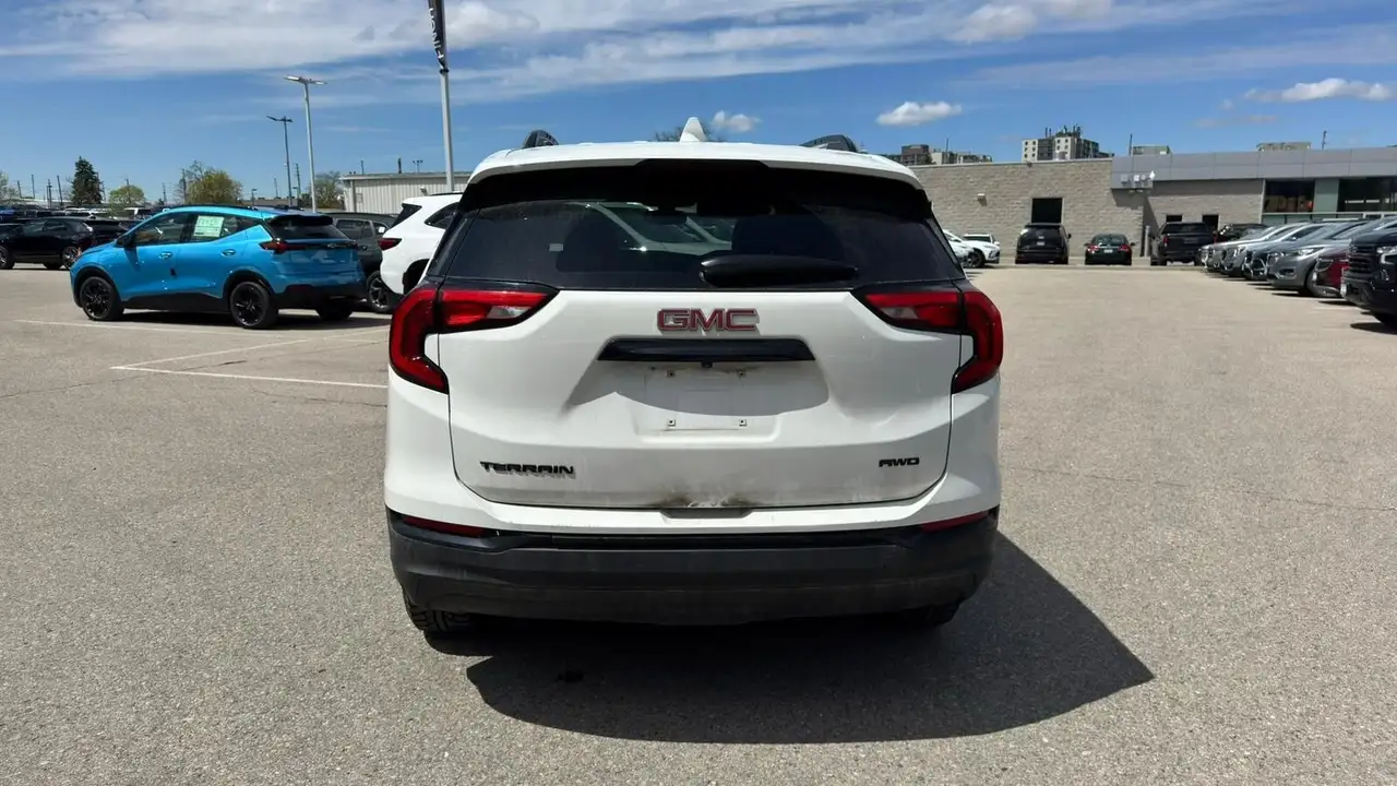 GMC Terrain снимка GMC Terrain