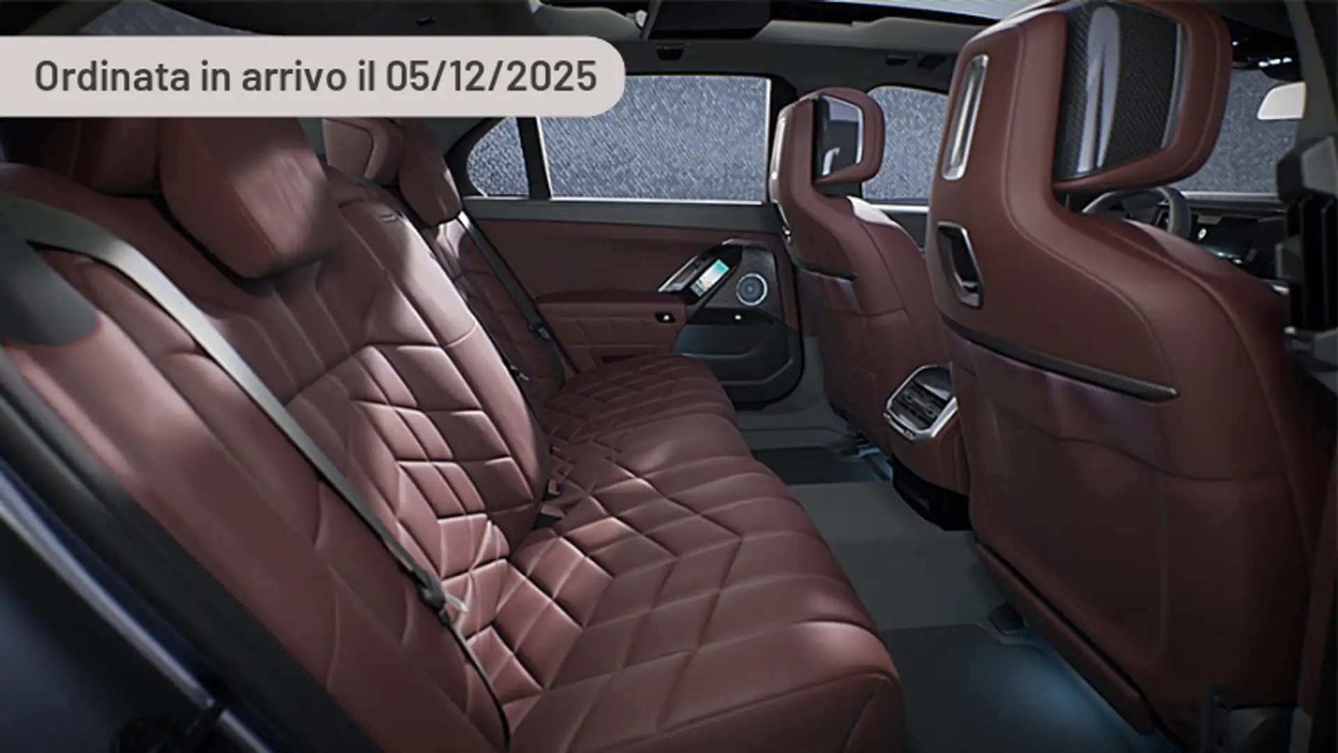 BMW 760 M760e xDrive Silber - 1