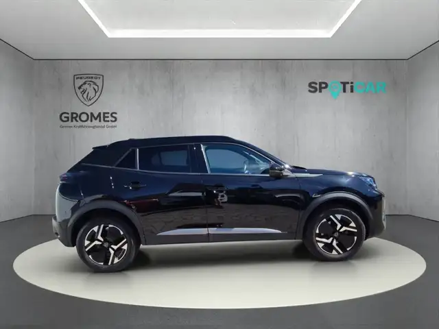 Peugeot 2008 view 2